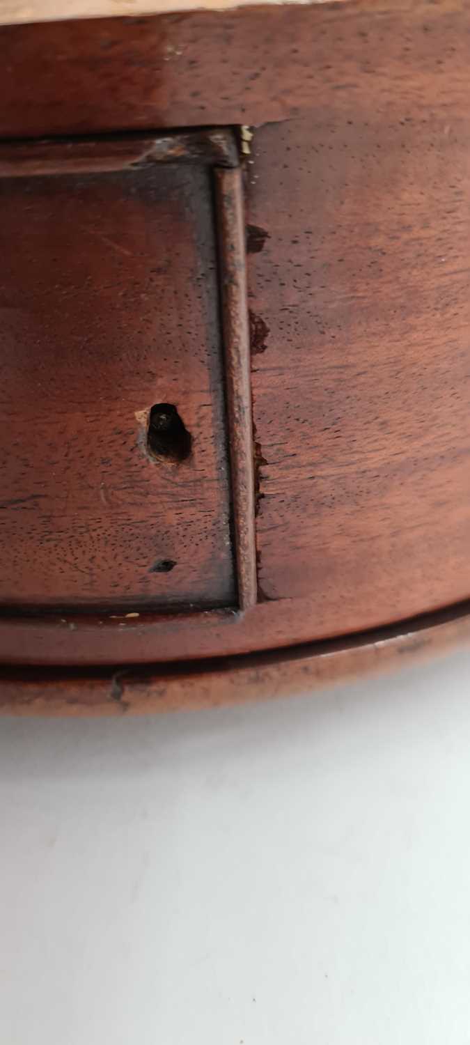 A mahogany wall clock, - Image 4 of 10