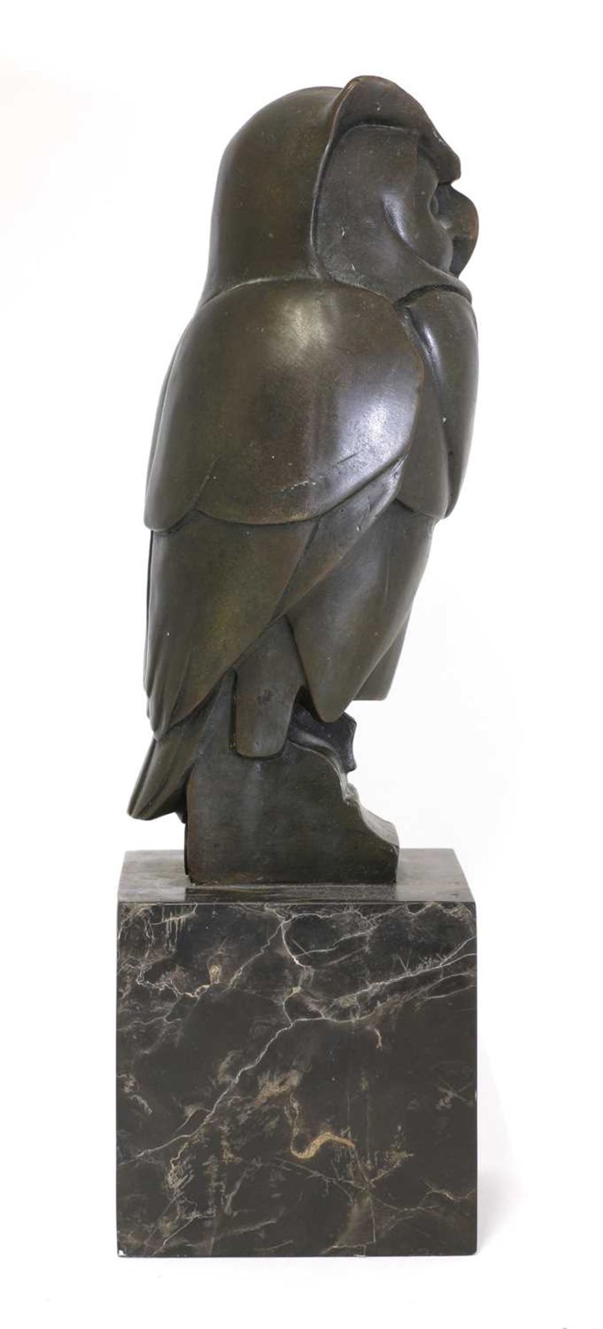 An Art Deco-style bronze owl, - Bild 2 aus 9