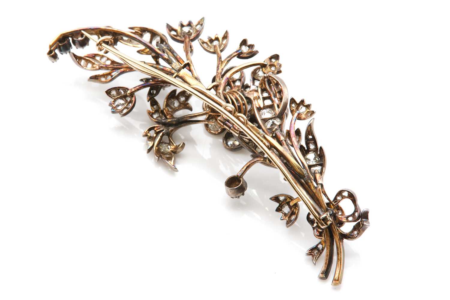 A late Victorian diamond set en-tremblant spray brooch, - Image 4 of 5