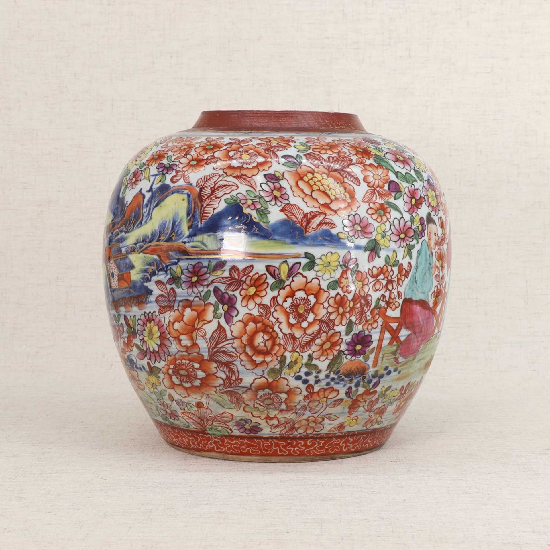 A Chinese clobbered blue and white jar, - Image 2 of 4