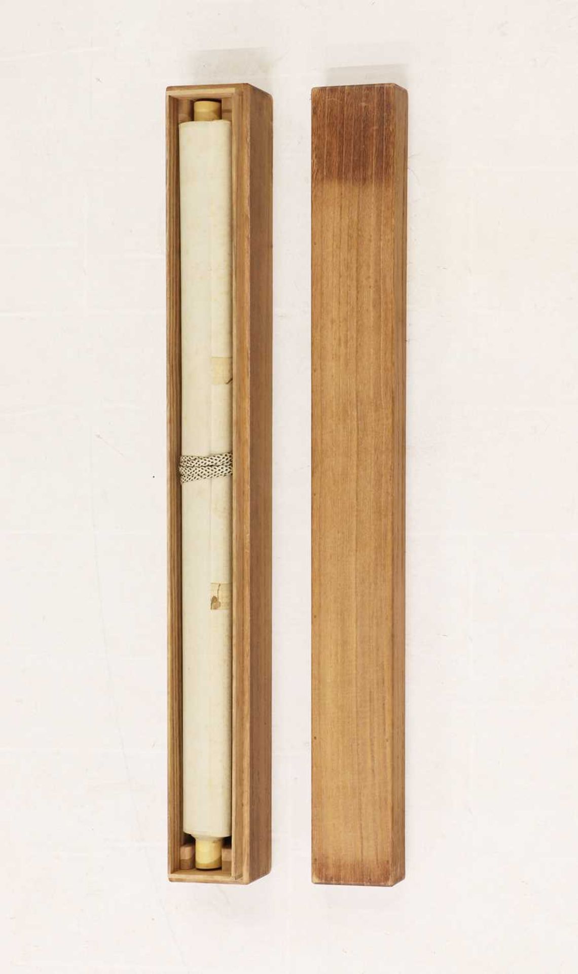 A Japanese hanging scroll, - Bild 4 aus 4