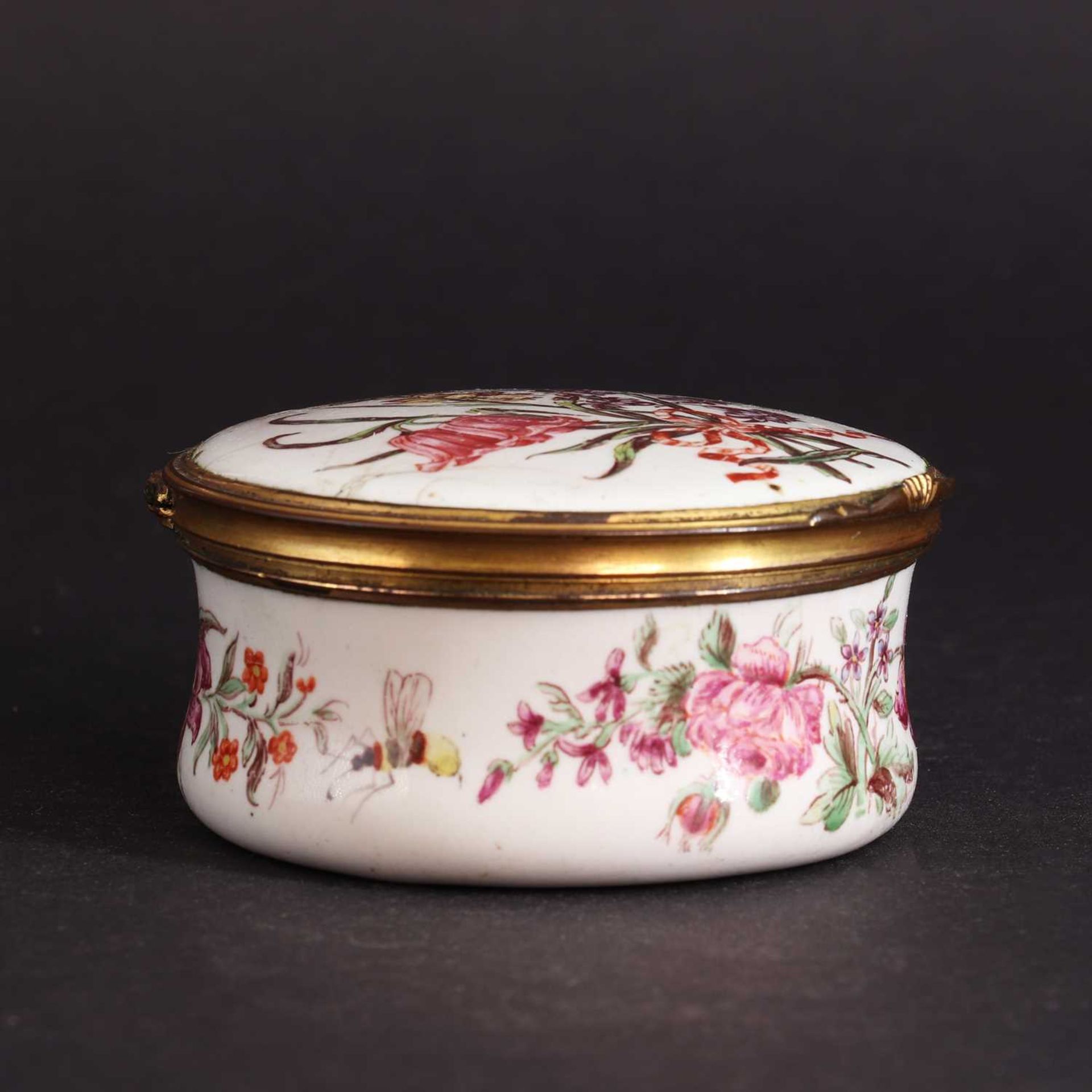 Lord Byron interest: a Staffordshire enamel box, - Image 6 of 15