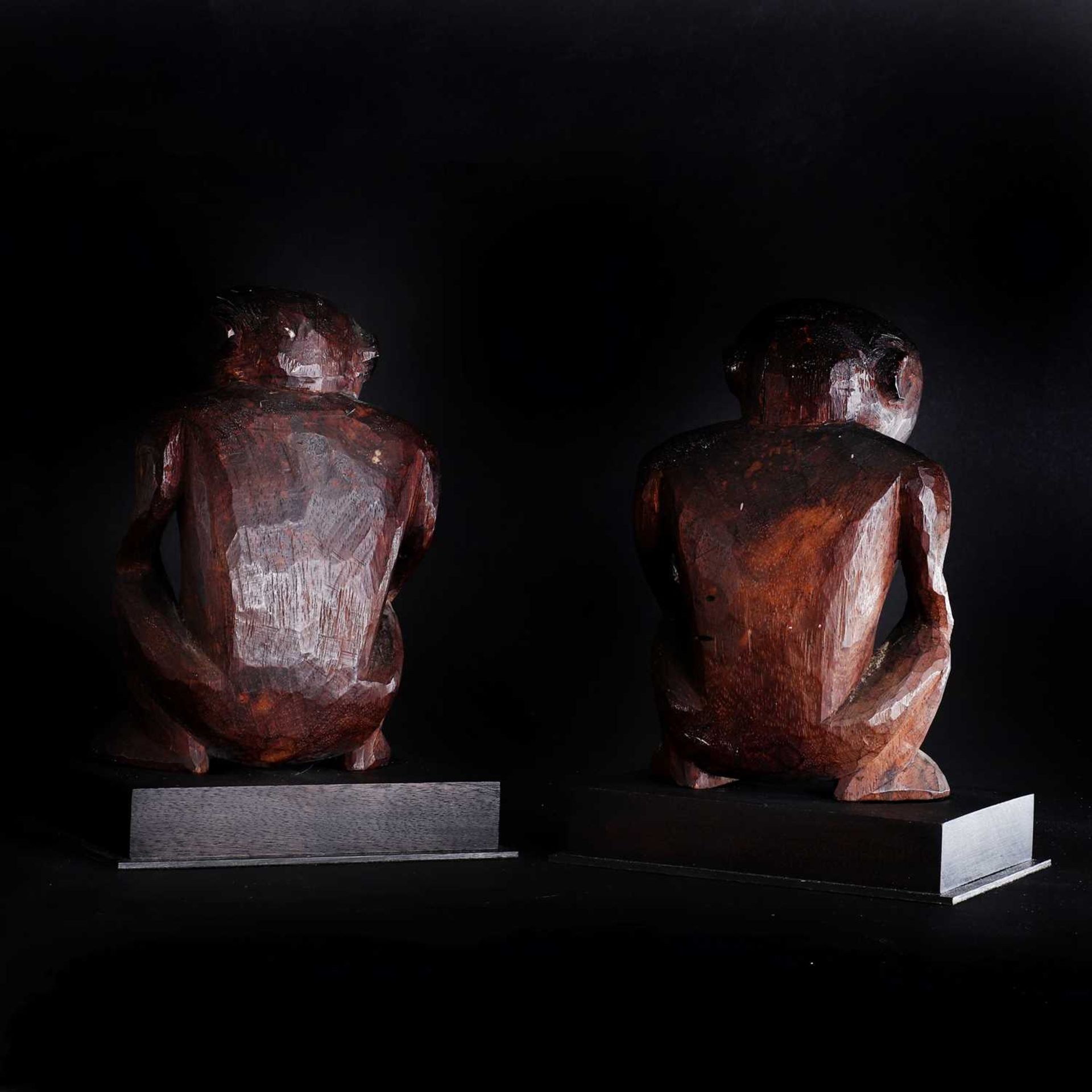 A rare pair of carved wooden idols, - Image 4 of 8