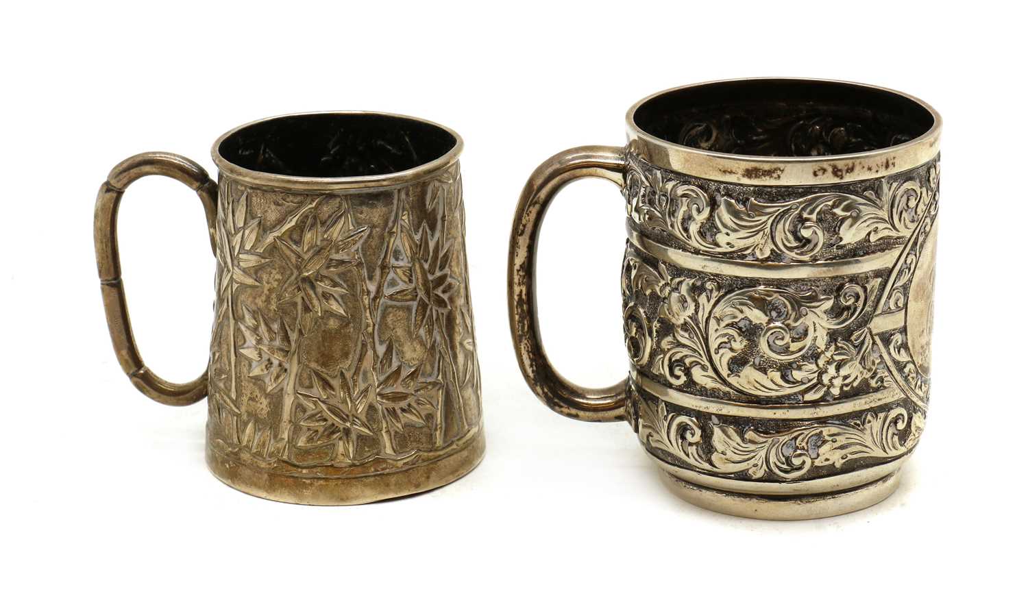 A Victorian silver christening mug - Image 2 of 3