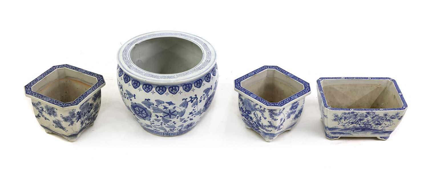 A group of four Chinese blue and white planters - Image 2 of 28