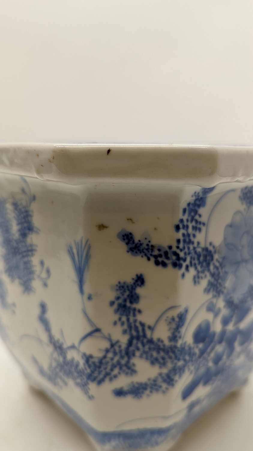 A group of four Chinese blue and white planters - Image 4 of 28
