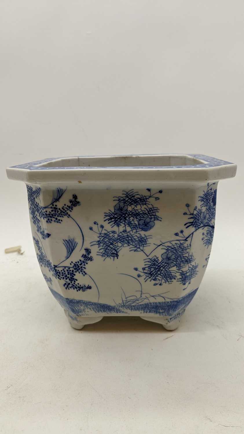A group of four Chinese blue and white planters - Image 6 of 28