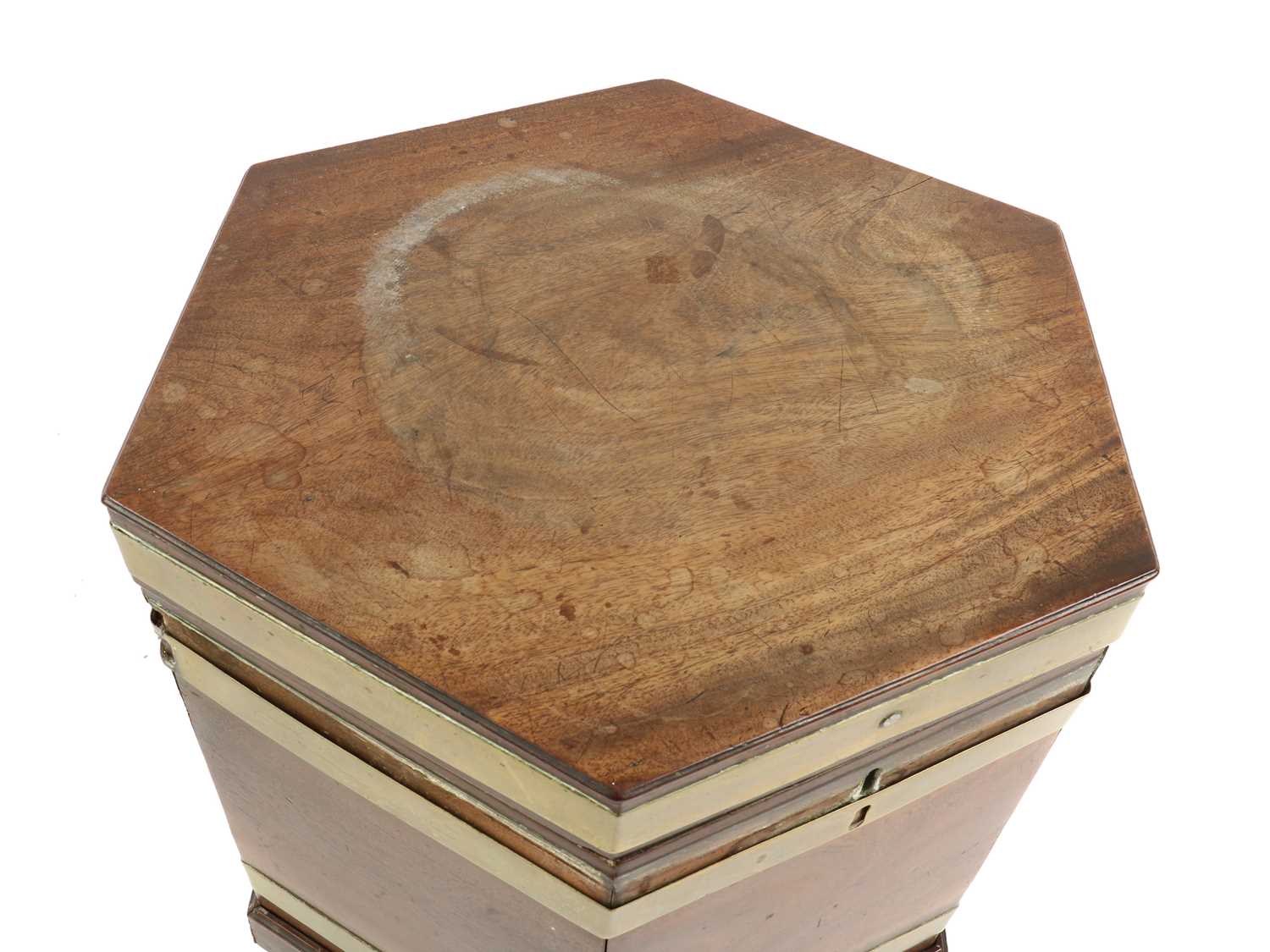A George III mahogany and brass bound hexagonal wine cooler, - Bild 3 aus 4