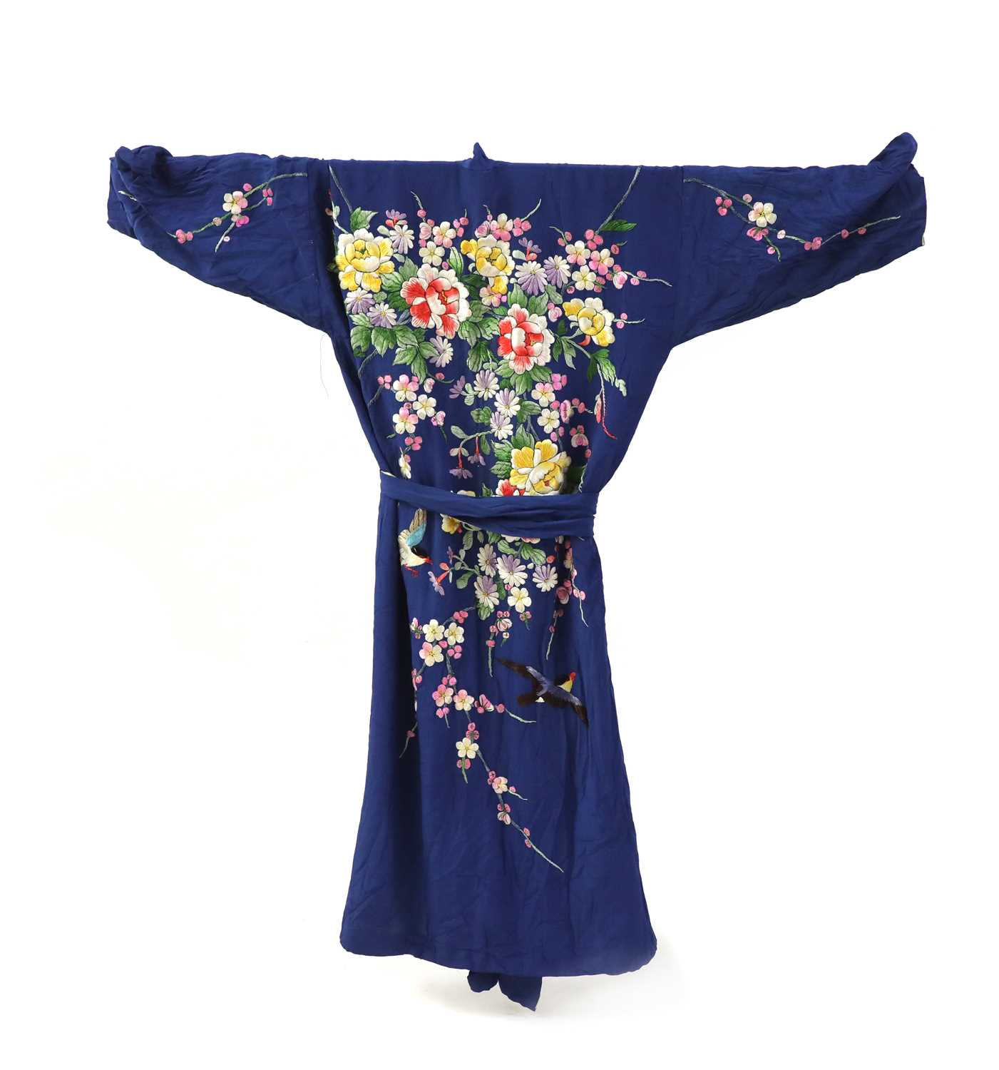 Two silk Japanese kimonos - Image 4 of 29