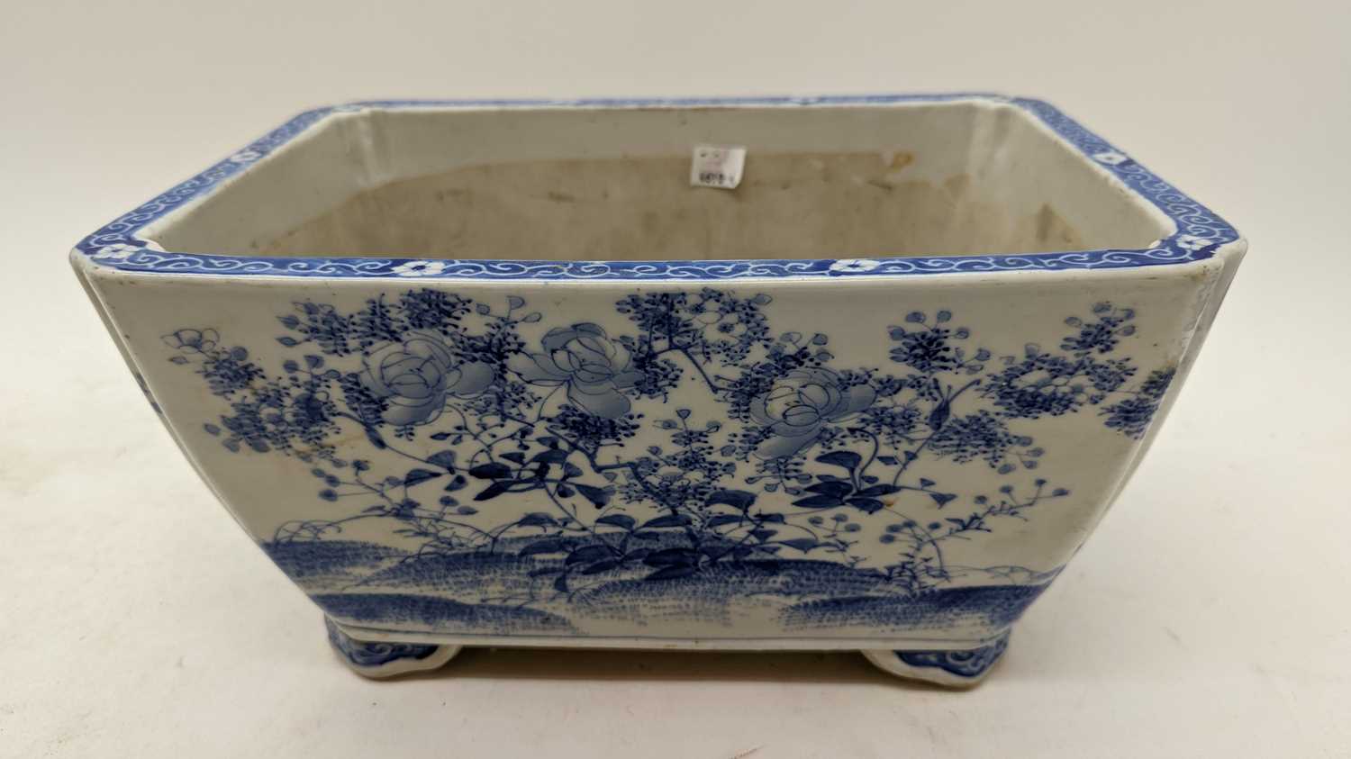 A group of four Chinese blue and white planters - Image 17 of 28