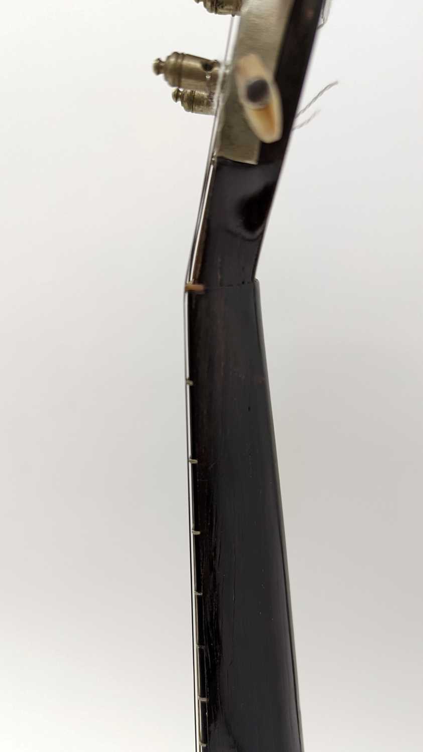 A late 19th Century mandolin, - Image 3 of 27