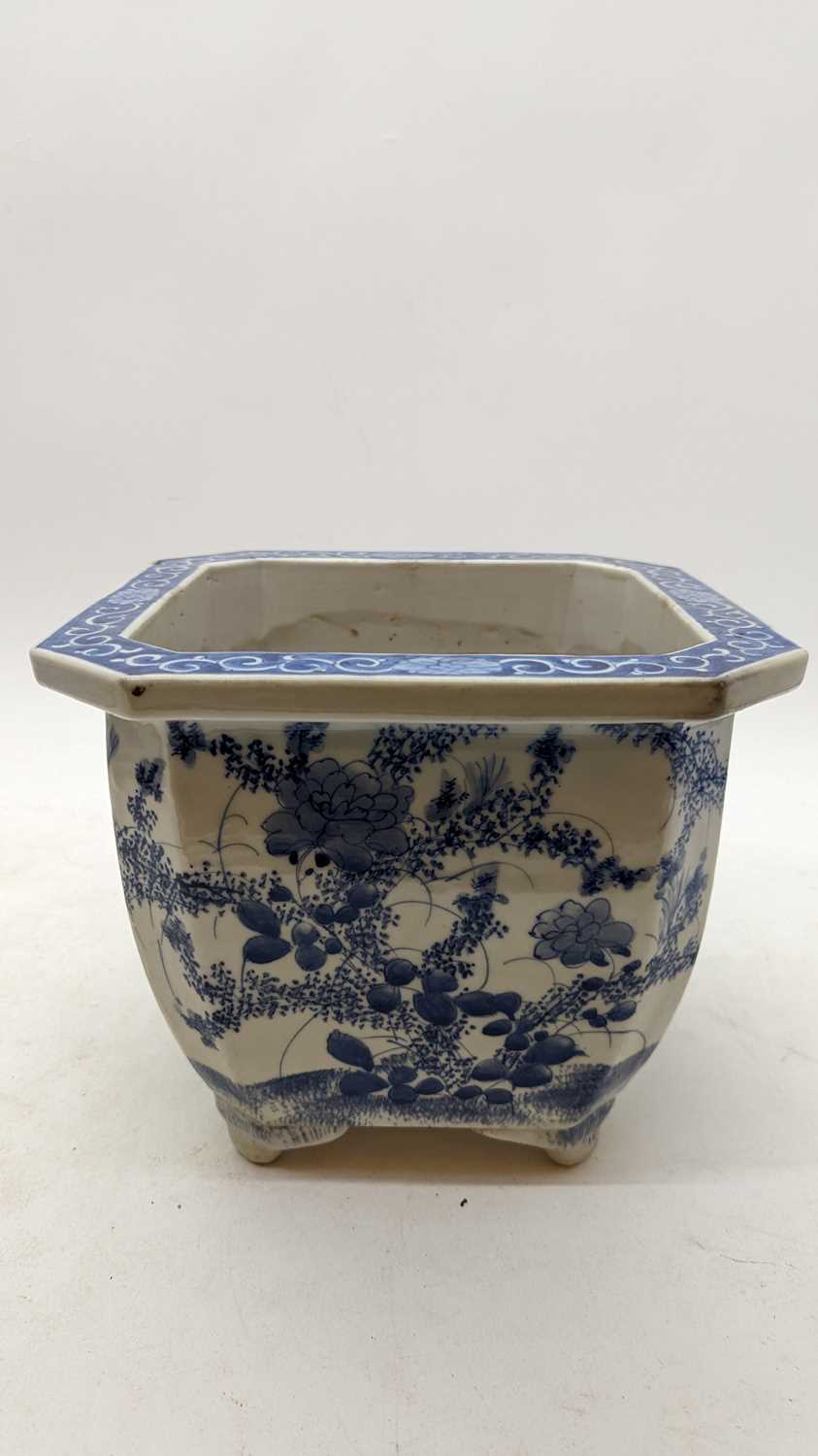A group of four Chinese blue and white planters - Image 7 of 28