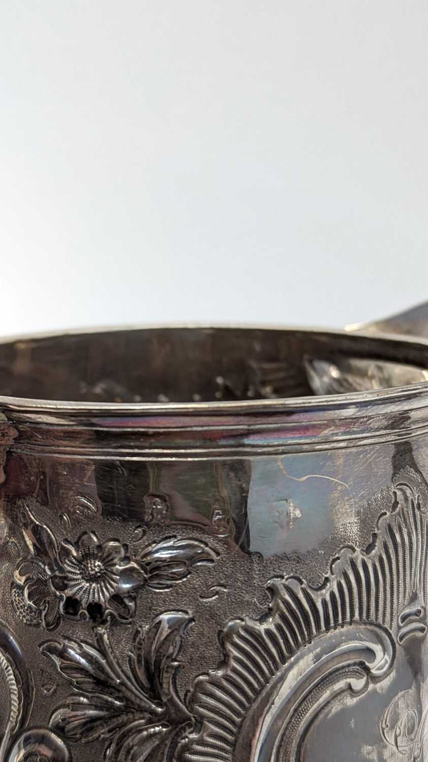 A Queen Anne Britannia silver tankard, - Image 4 of 12