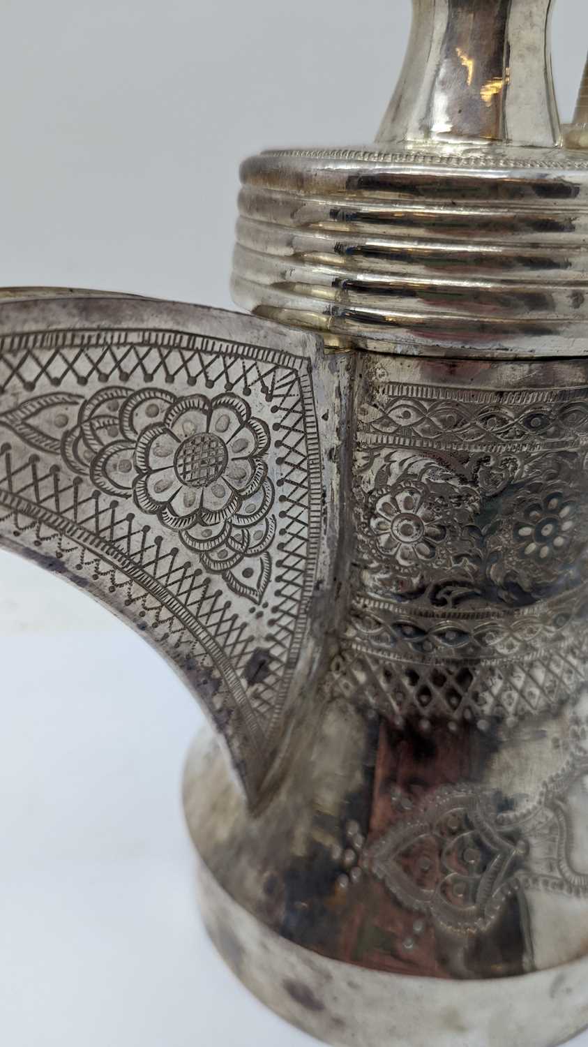 A silver Dallah coffee pot - Image 18 of 20