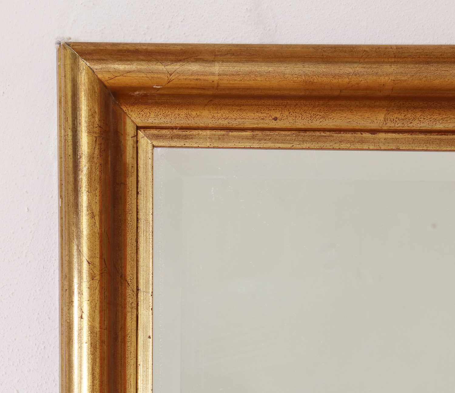 A contemporary gilt framed mirror - Image 2 of 16