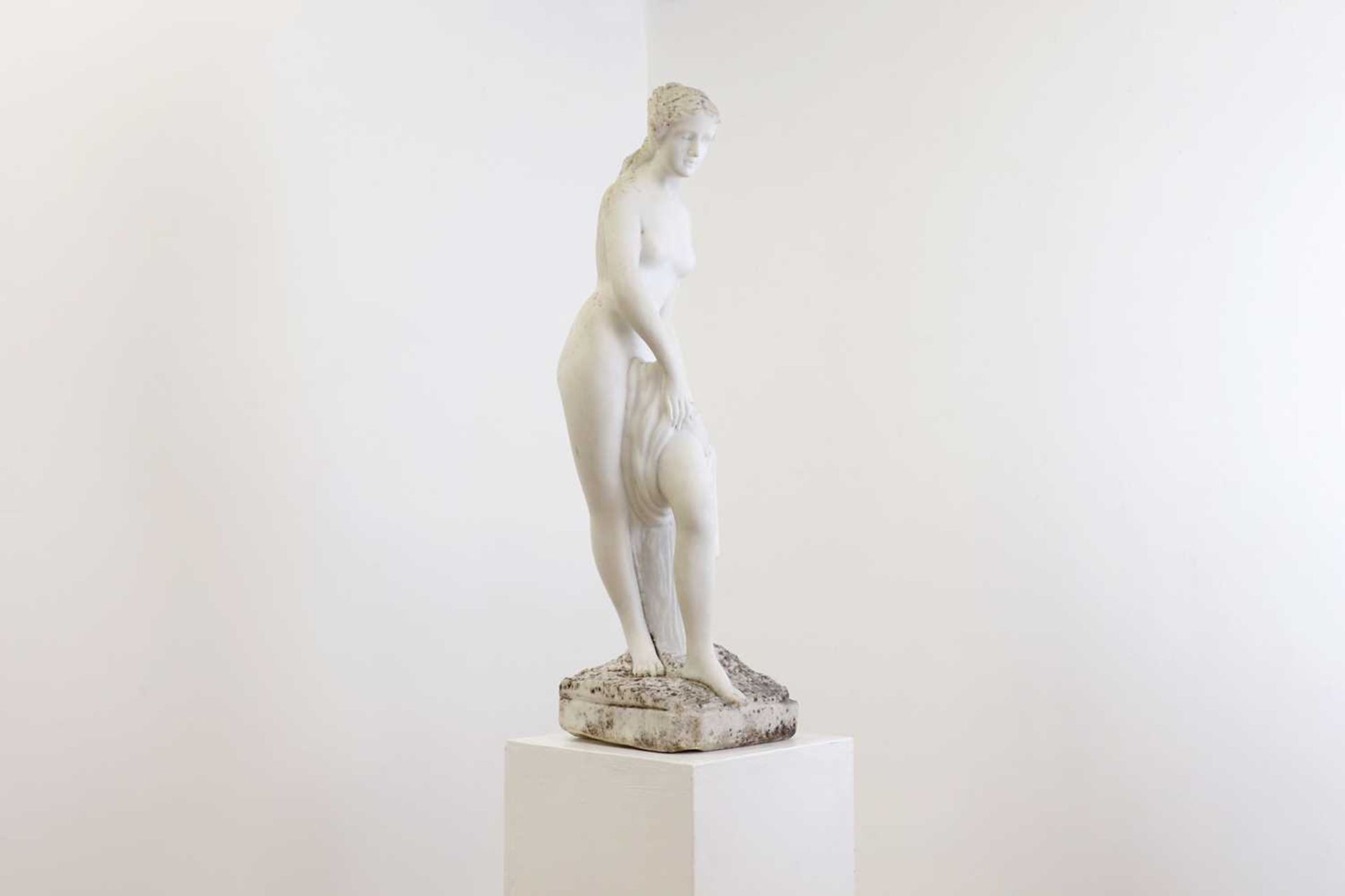 A weathered marble figure, - Bild 3 aus 9