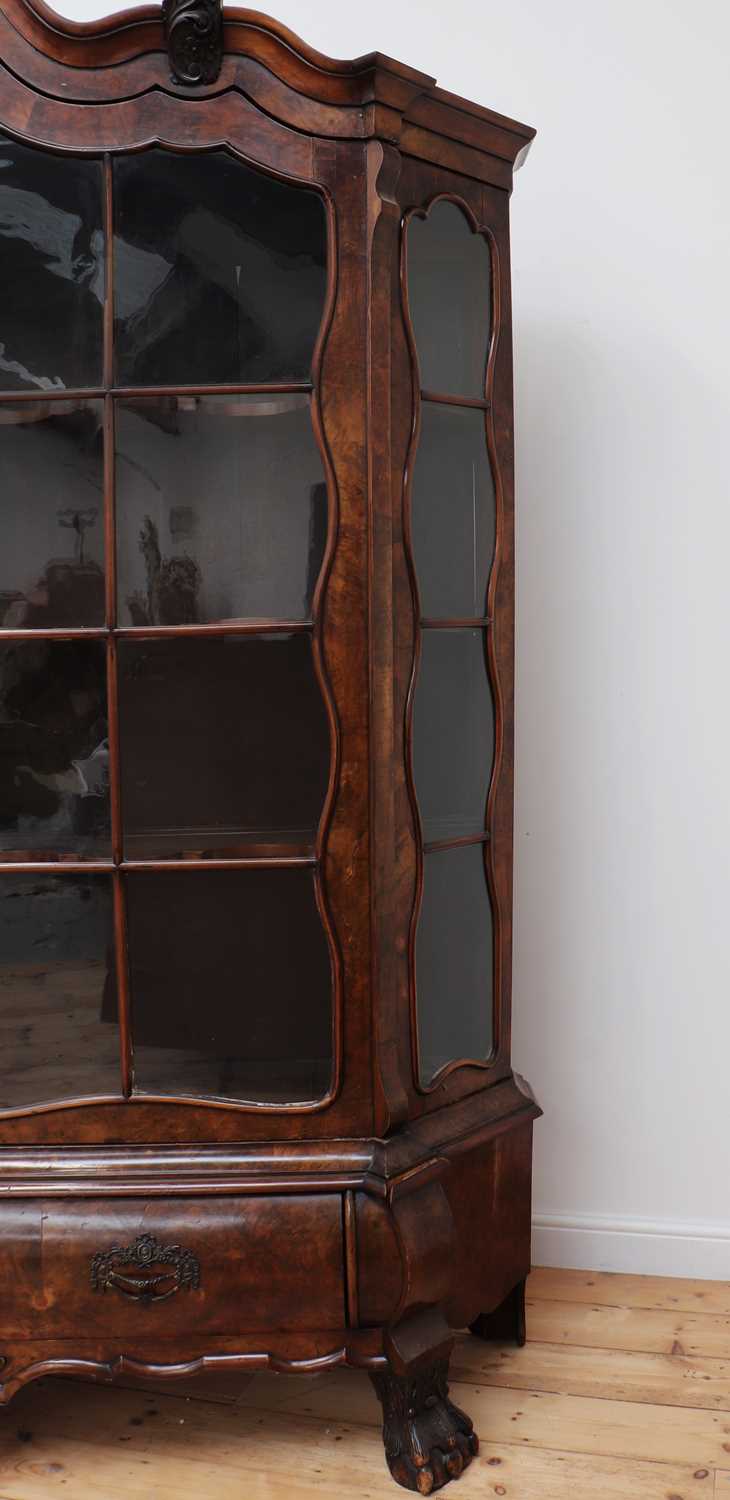 A walnut display cabinet, - Image 3 of 11