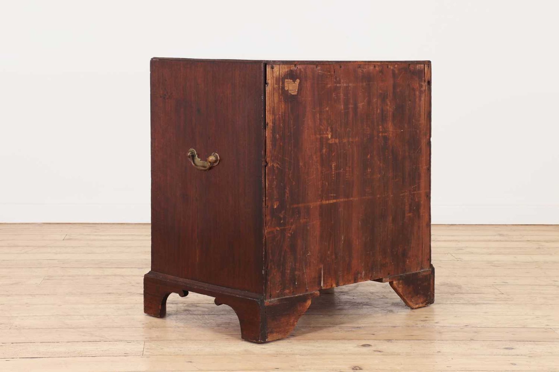 A George III mahogany bachelor's chest, - Image 5 of 5