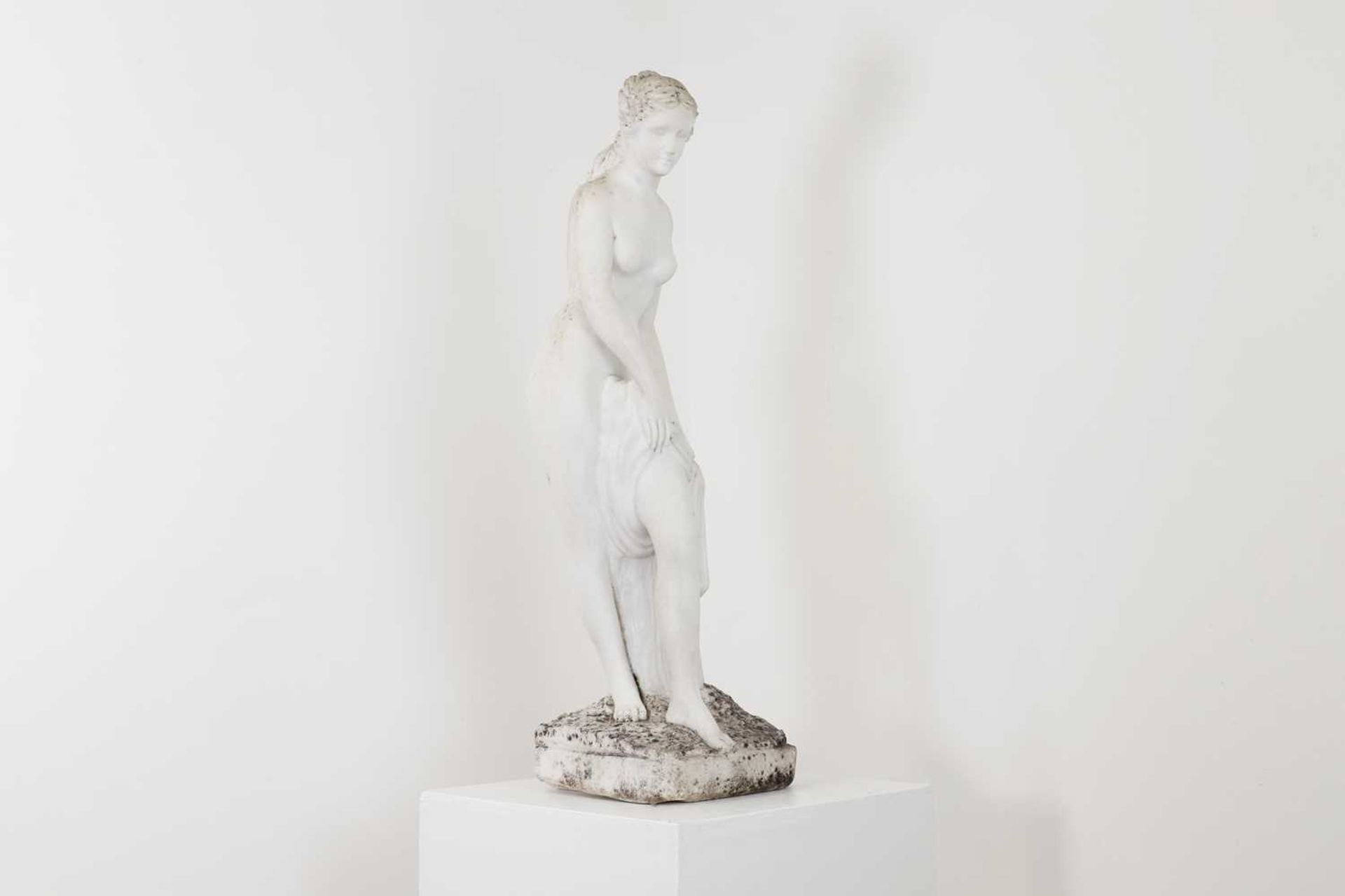 A weathered marble figure, - Bild 7 aus 9