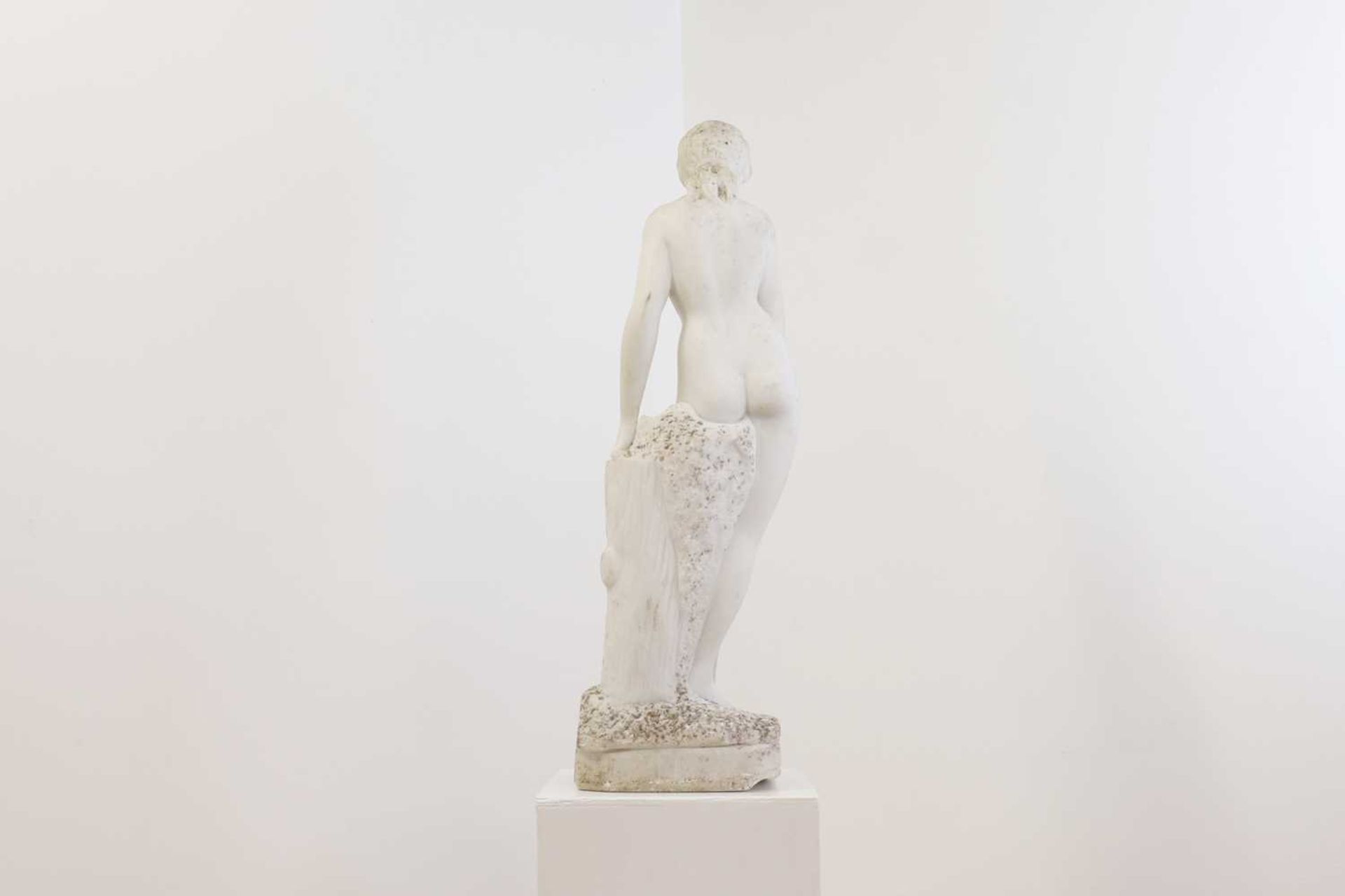 A weathered marble figure, - Bild 9 aus 9