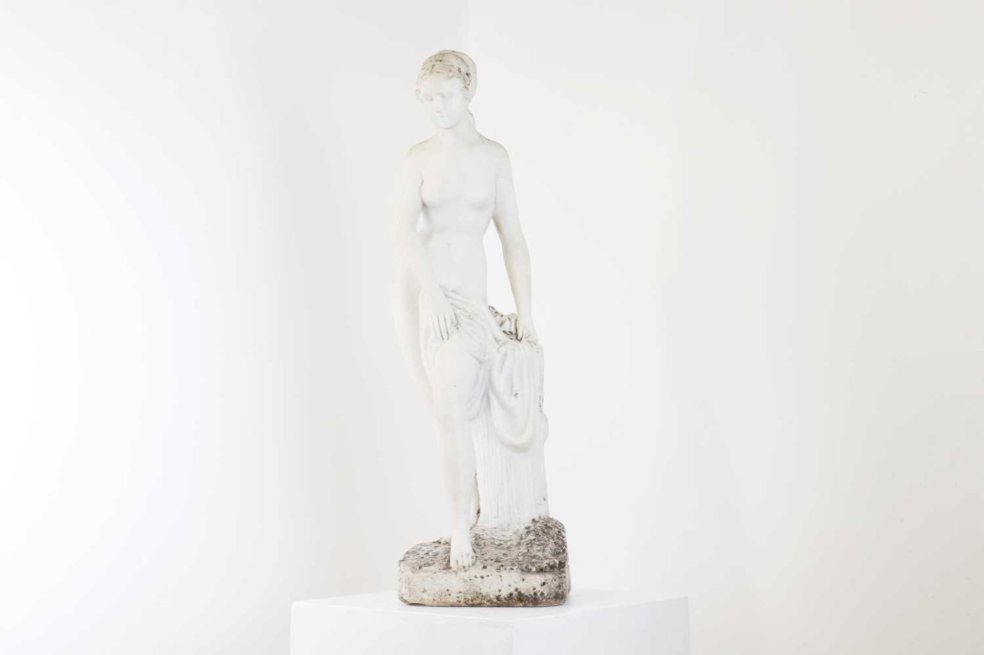 A weathered marble figure, - Bild 5 aus 9