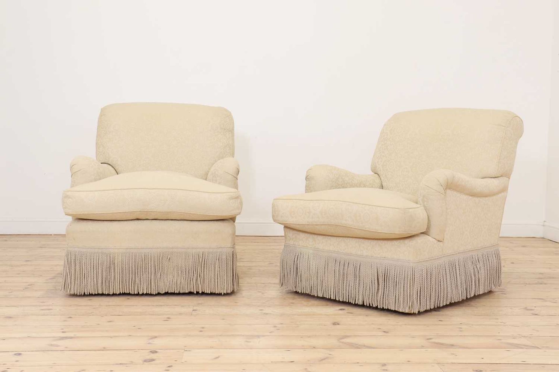 A pair of 'Bridgewater' armchairs by Howard Chairs Ltd., - Bild 2 aus 10