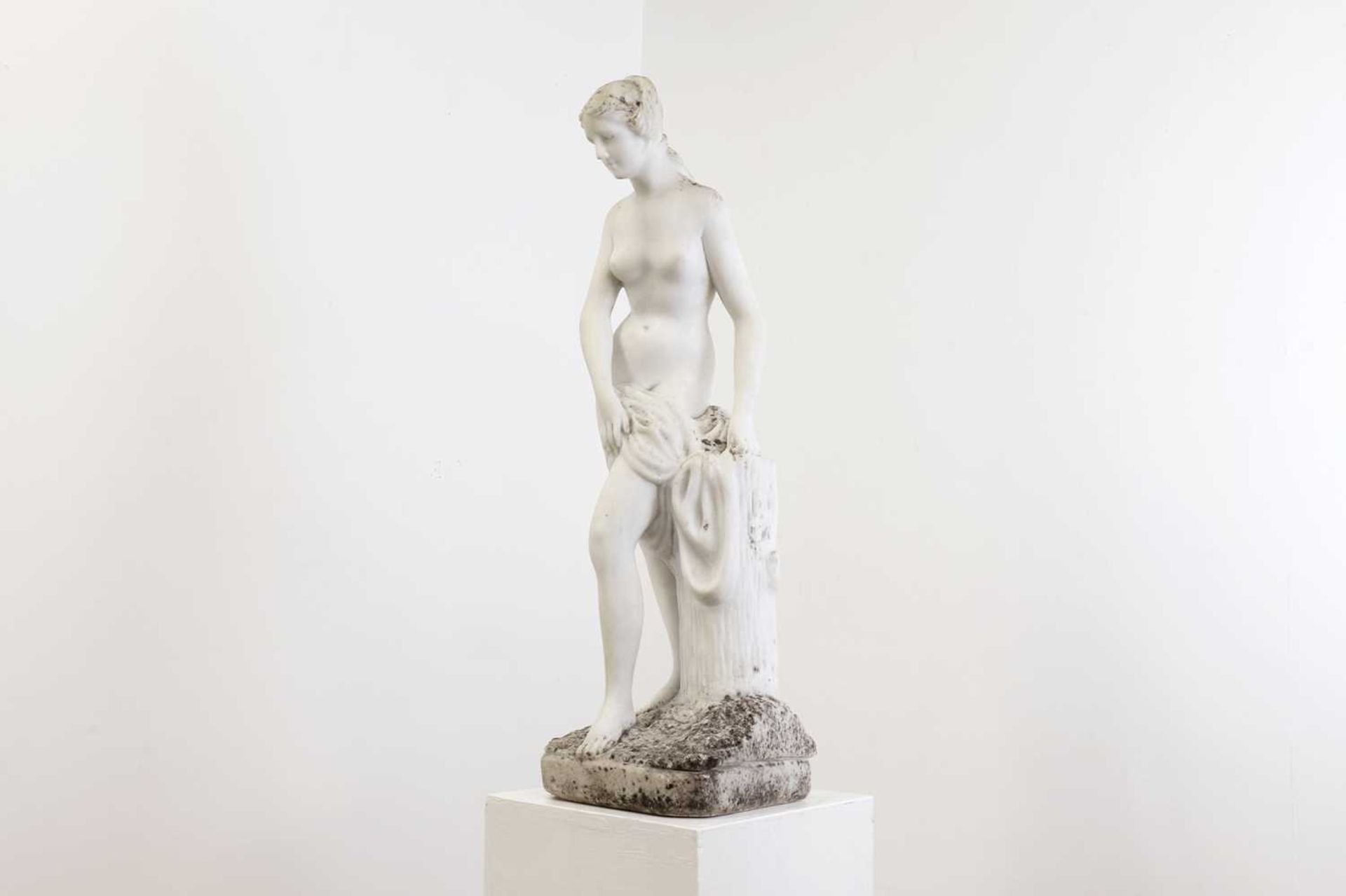 A weathered marble figure, - Bild 2 aus 9