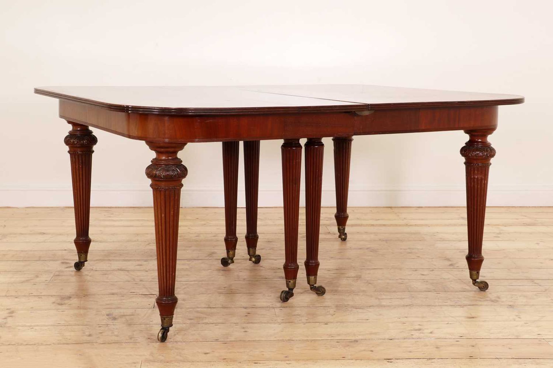 A mahogany extending dining table in the manner of Gillows, - Image 2 of 8