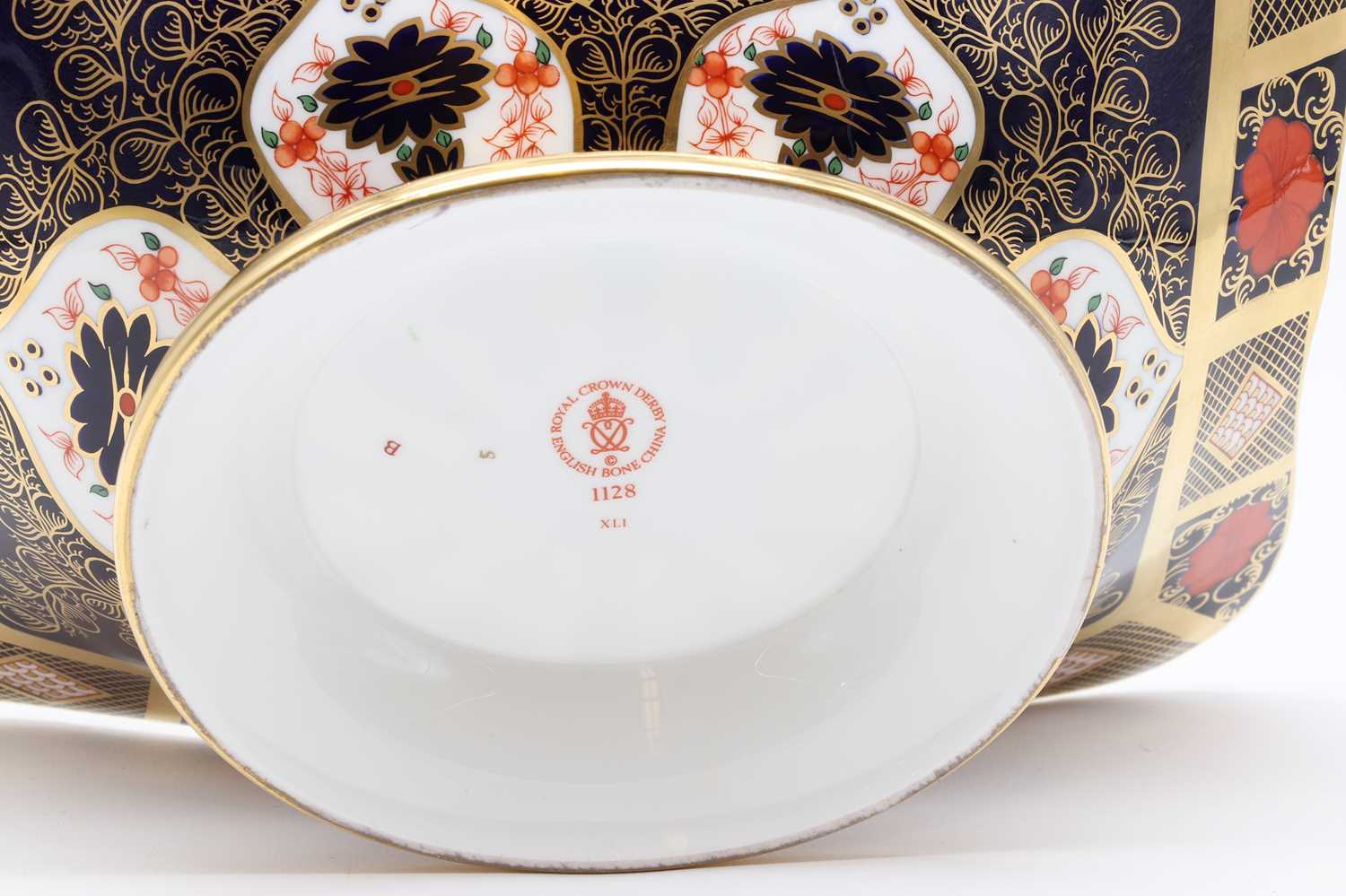 A Royal Crown Derby Imari porcelain twin handled dish, - Image 5 of 22