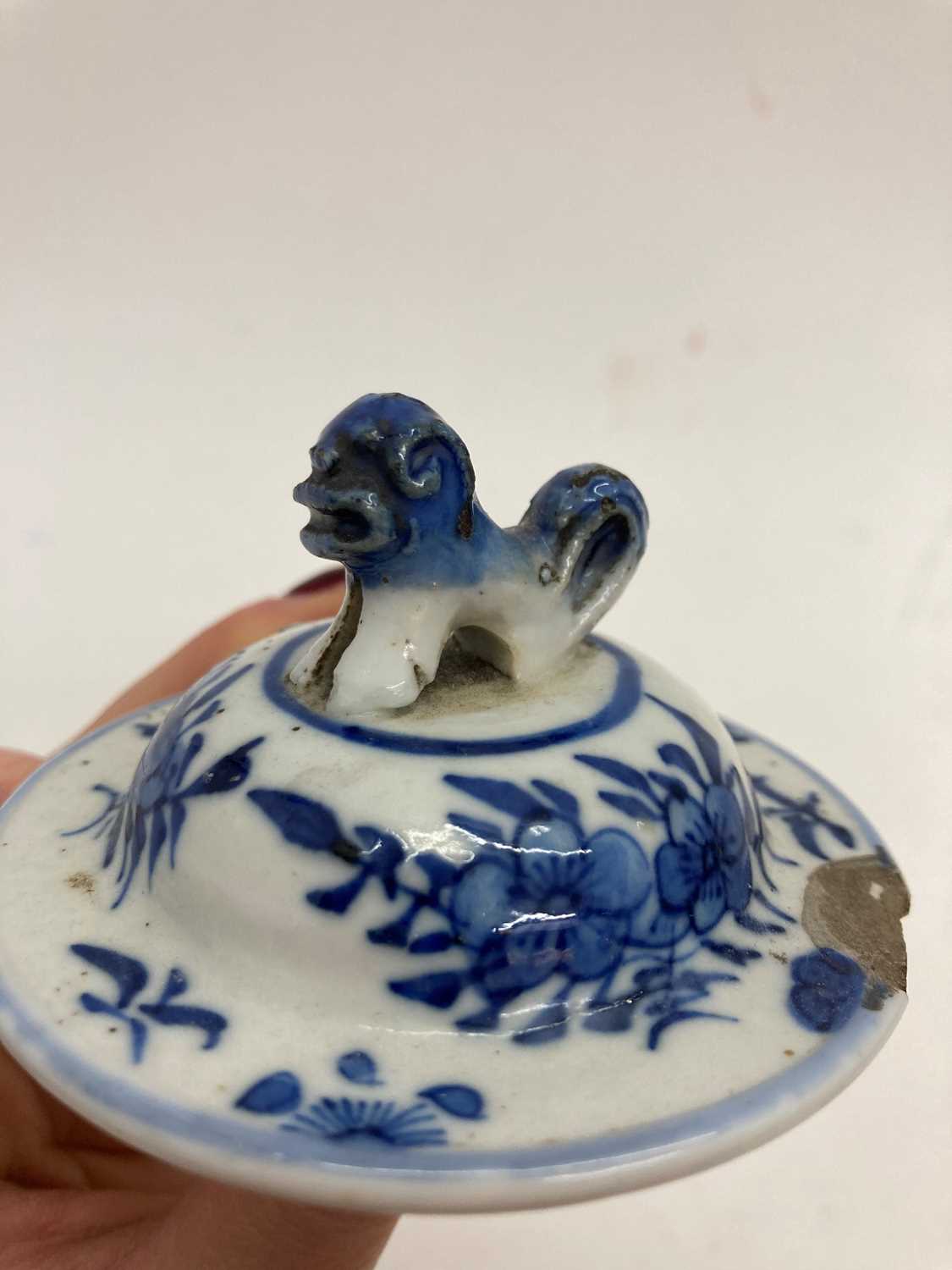 A Chinese blue and white porcelain vase, - Image 32 of 42