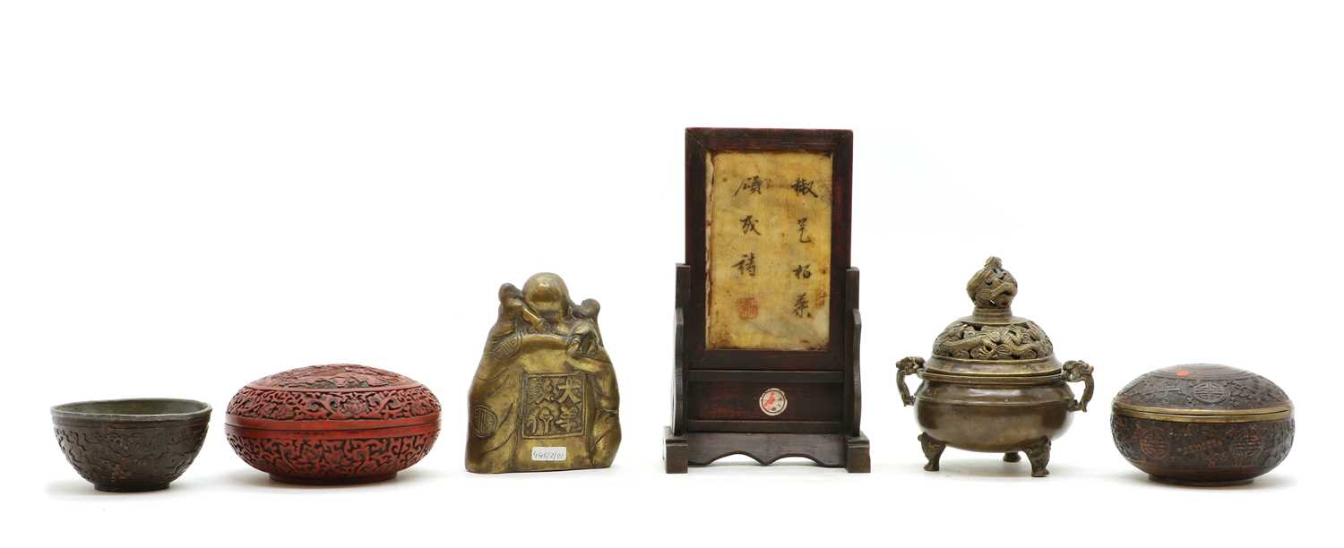 A collection of Chinese miscellaneous items, - Image 10 of 177