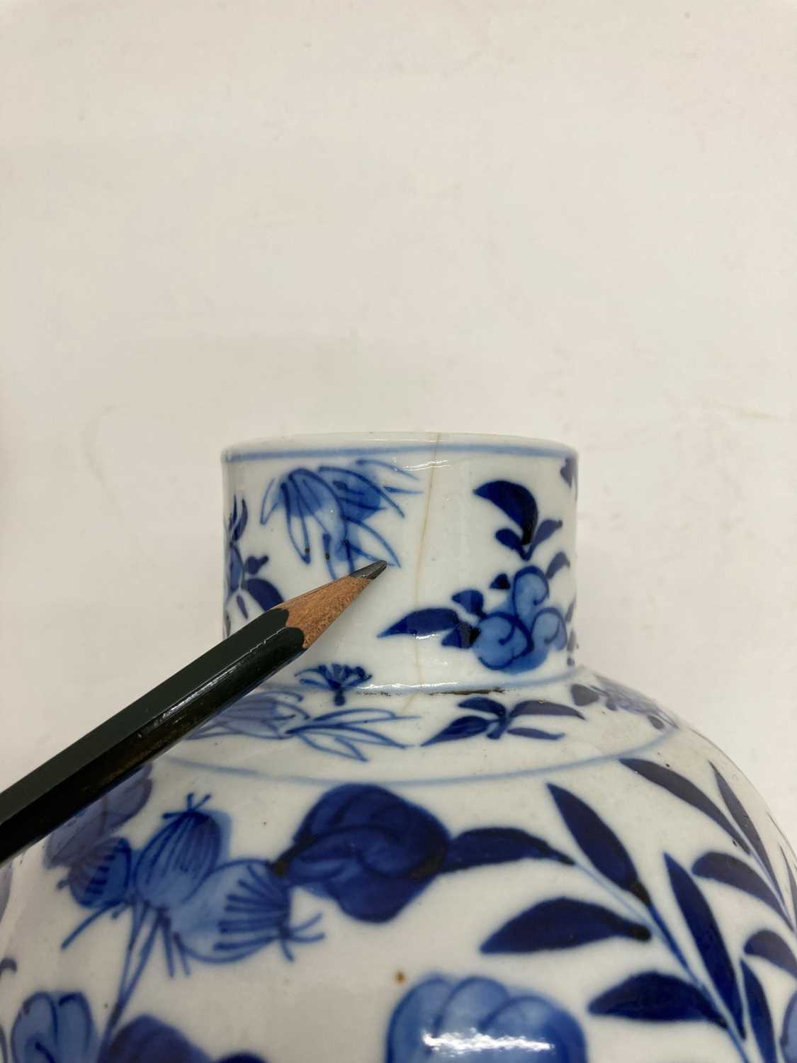 A Chinese blue and white porcelain vase, - Image 12 of 42