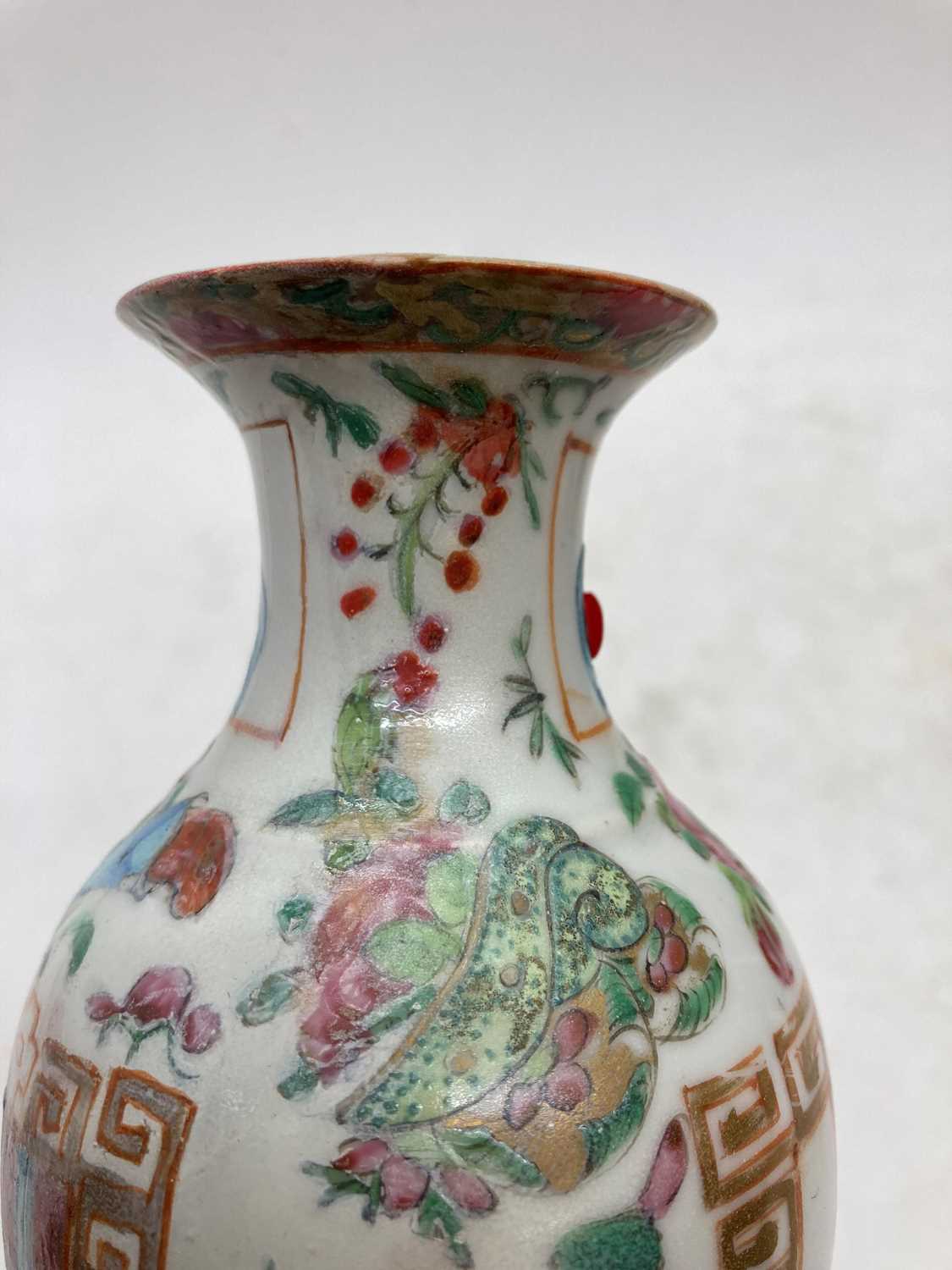 A collection of Chinese Canton famille rose porcelain vases, - Image 28 of 40