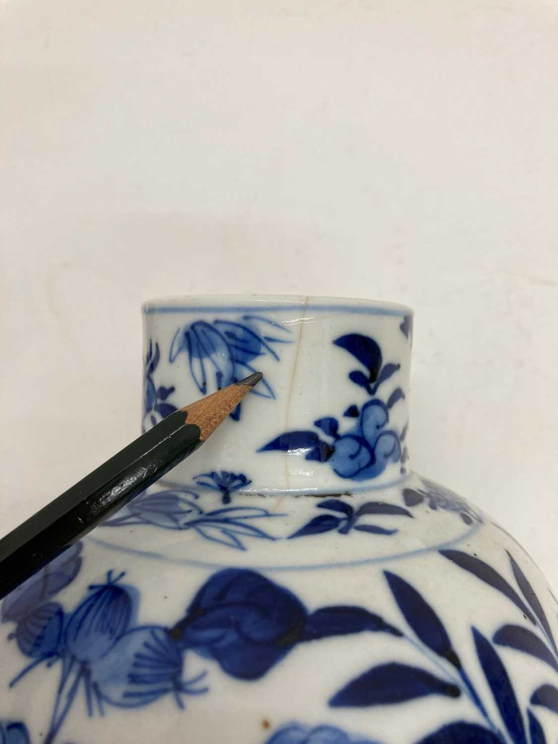 A Chinese blue and white porcelain vase, - Image 11 of 42