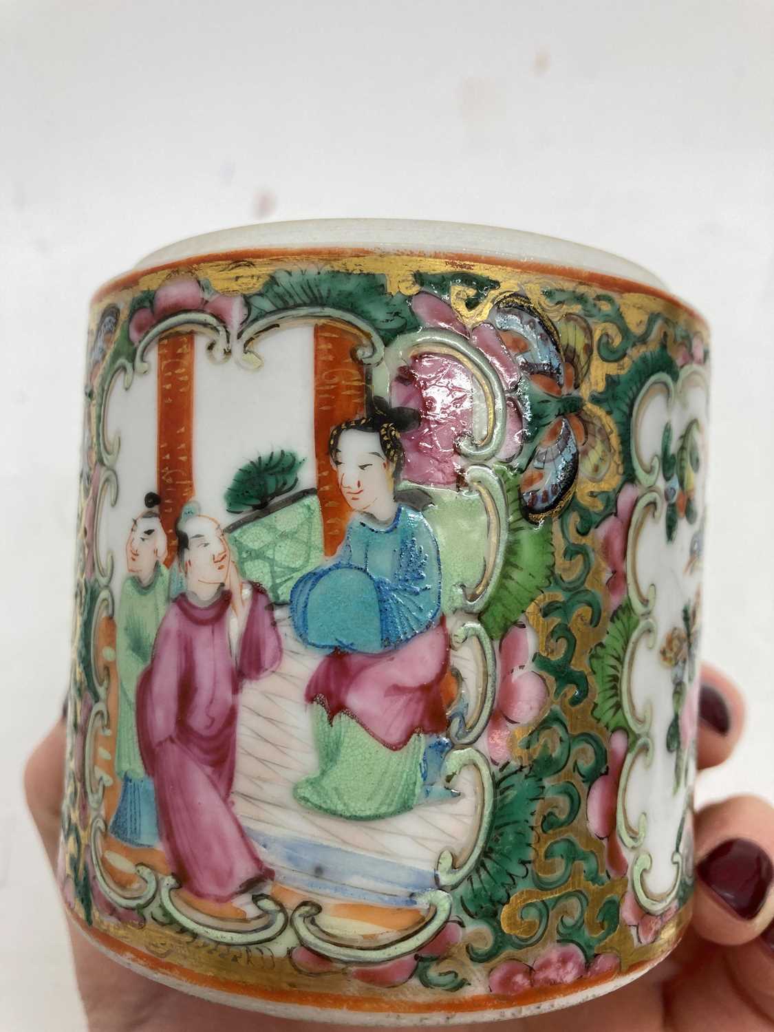 A collection of Chinese Canton famille rose porcelain, - Image 21 of 37