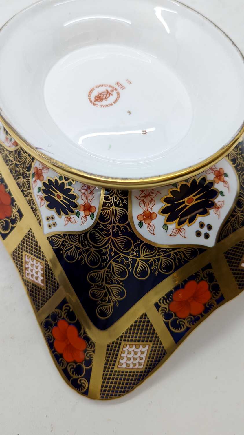 A Royal Crown Derby Imari porcelain twin handled dish, - Image 12 of 22