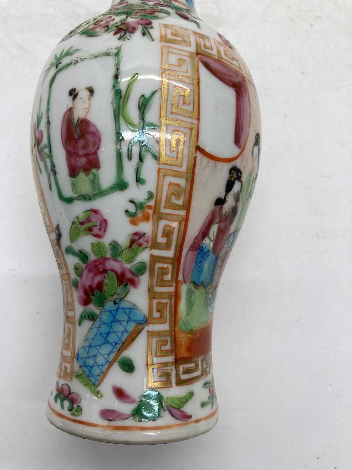 A collection of Chinese Canton famille rose porcelain vases, - Image 27 of 40