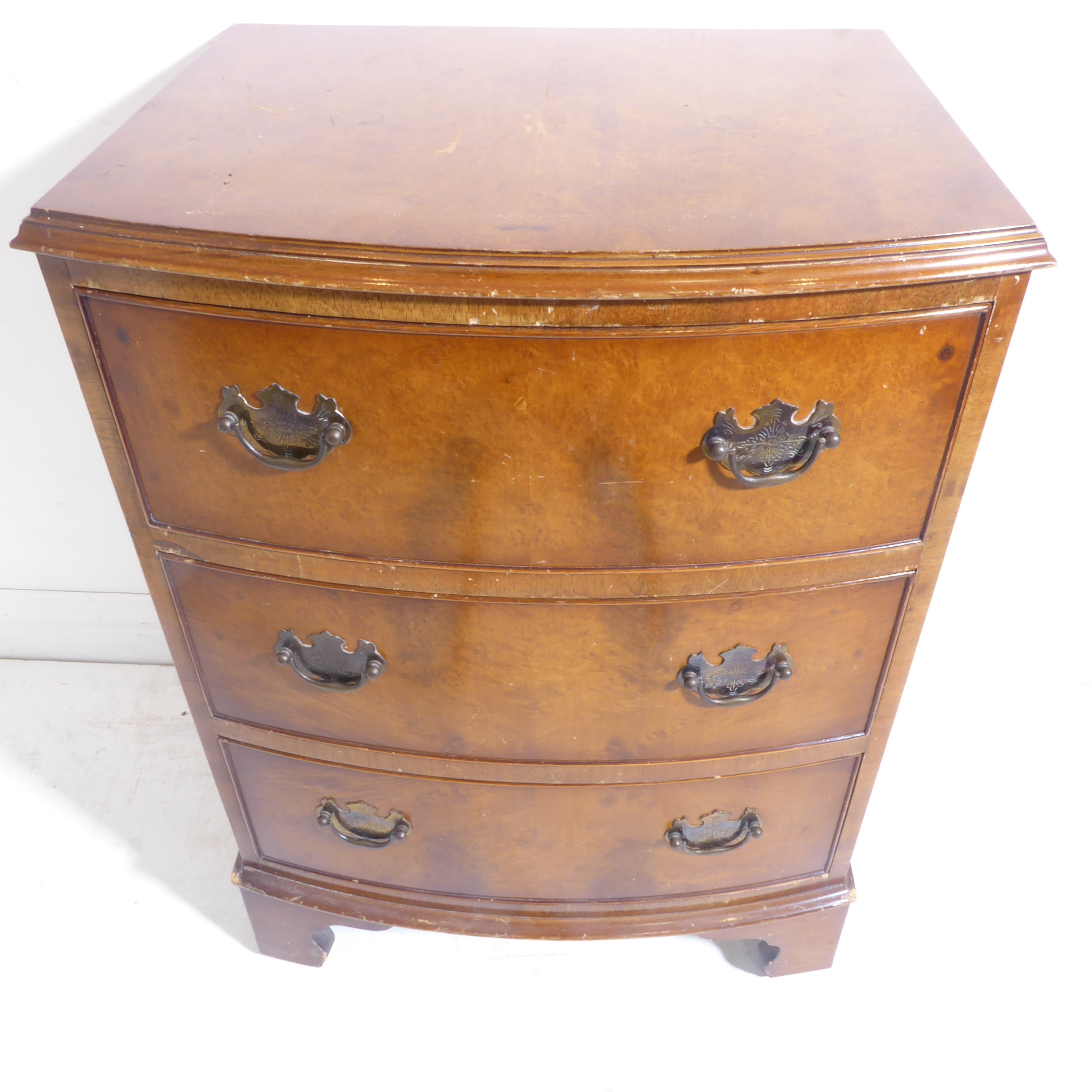 A reproduction bow-fronted walnut three-drawer chest on bracket feet (54cm wide x 43cm deepest x - Image 2 of 2