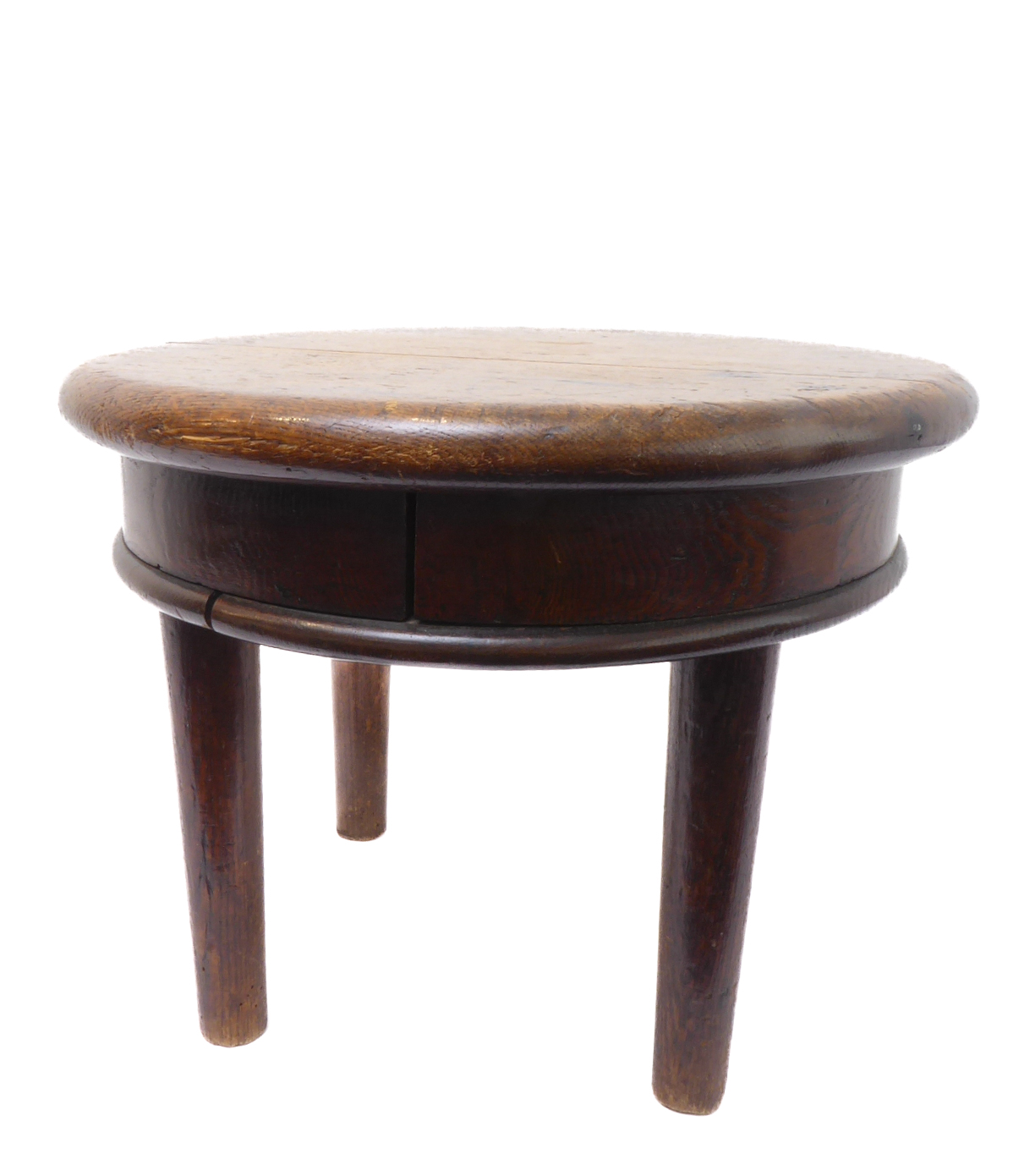 A circular and heavy oak occasional table raised on four turned, tapering legs (possibly late 18th/ - Image 3 of 4