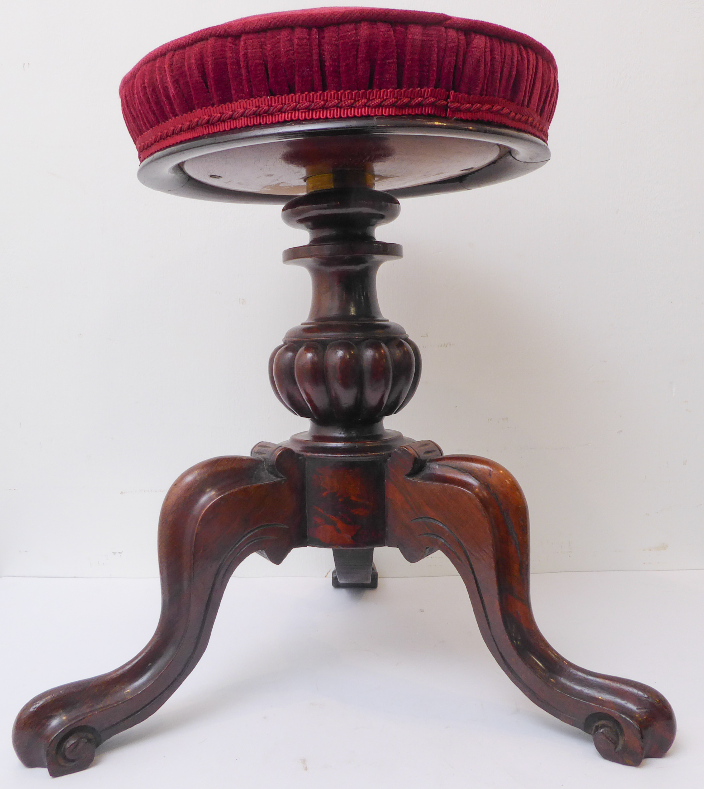 A good mid 19th century circular topped adjustable rosewood music/piano stool; bulbous gadrooned - Image 4 of 6