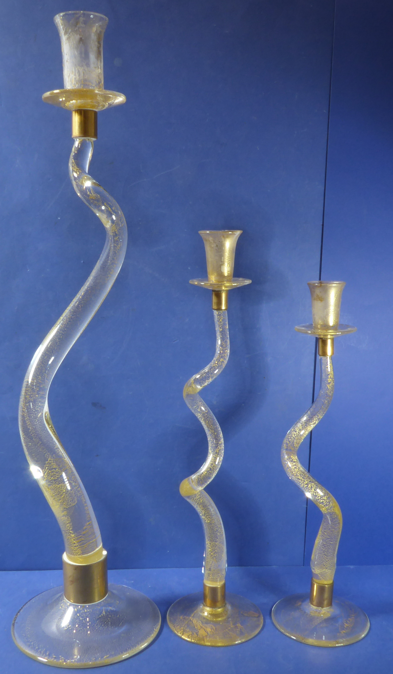 A set of three designer gold-fleck crystal candlesticks (signed) - Image 2 of 6