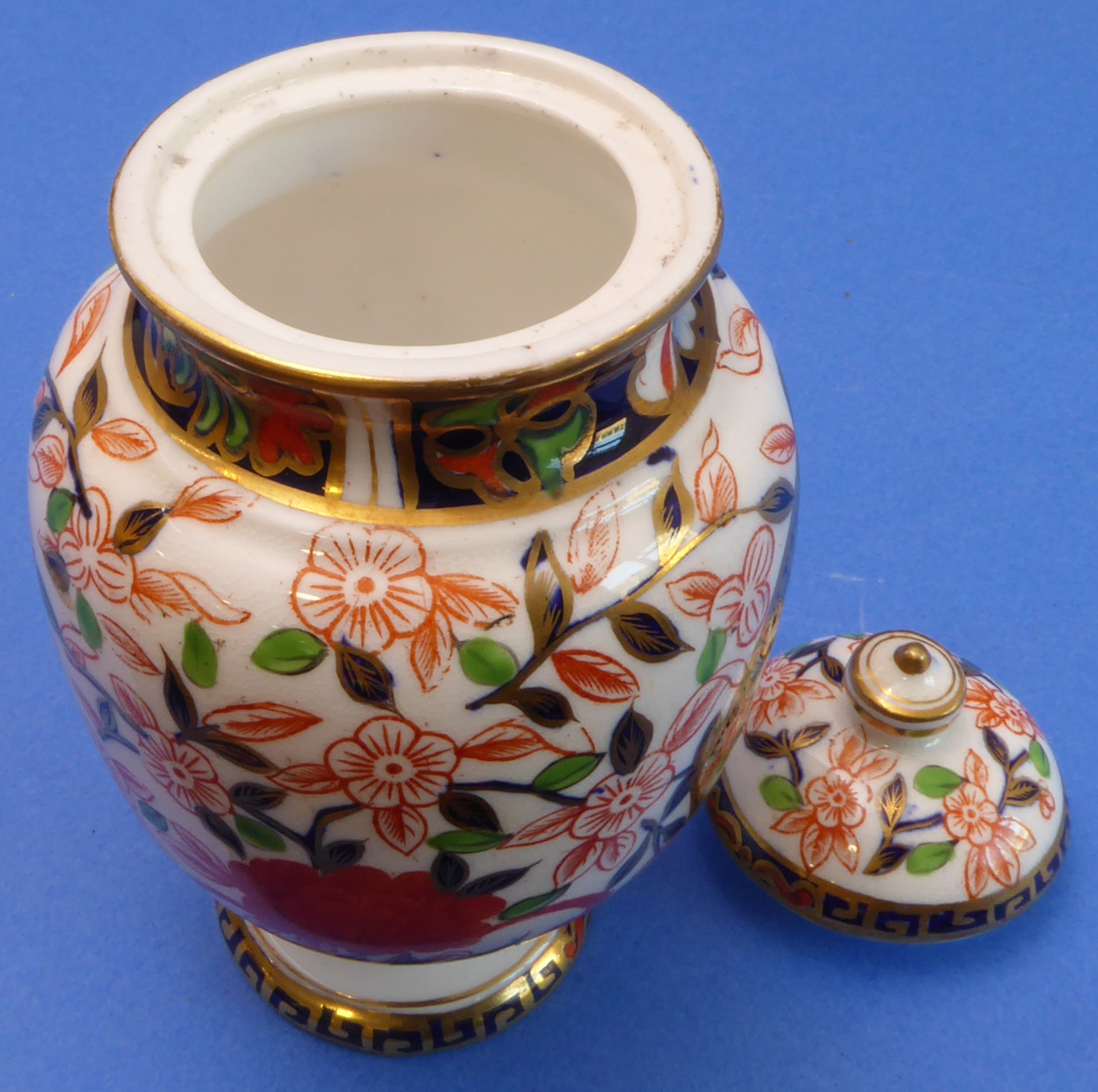 A small 19th century Crown Derby porcelain vase-and-cover decorated in the Imari pattern (13cm - Image 9 of 11