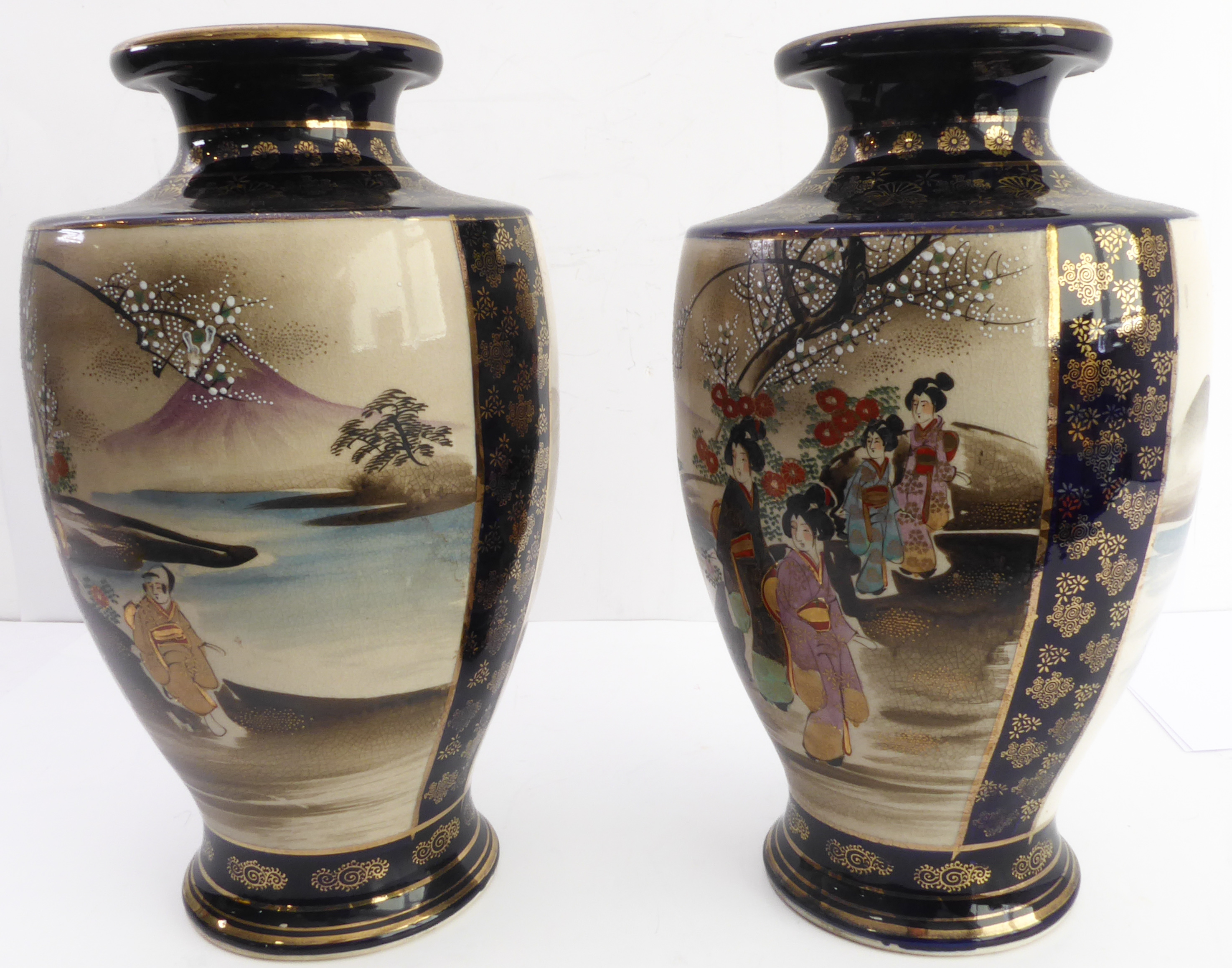 An opposing pair of early 20th century Japanese pottery vases of ovoid form - cobalt-blue-glazed - Image 5 of 7