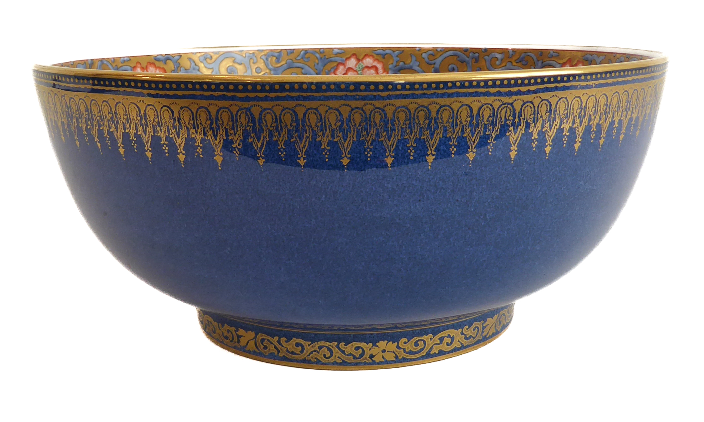 An early 20th century Wedgwood lustreware bowl: the central interior with a gilded floral motif - Image 2 of 6