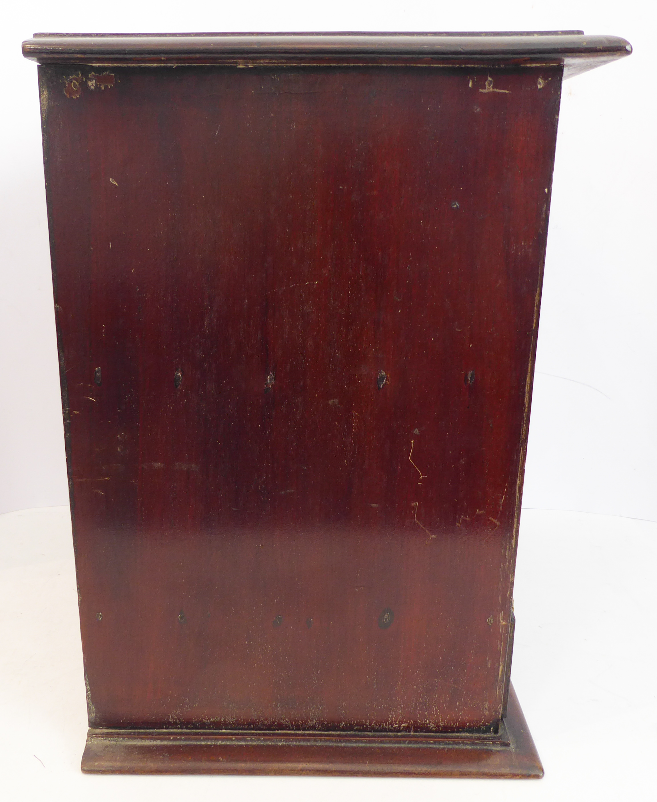 A late 19th/early 20th century mahogany table cabinet: the moulded top above two glazed doors - Image 6 of 7