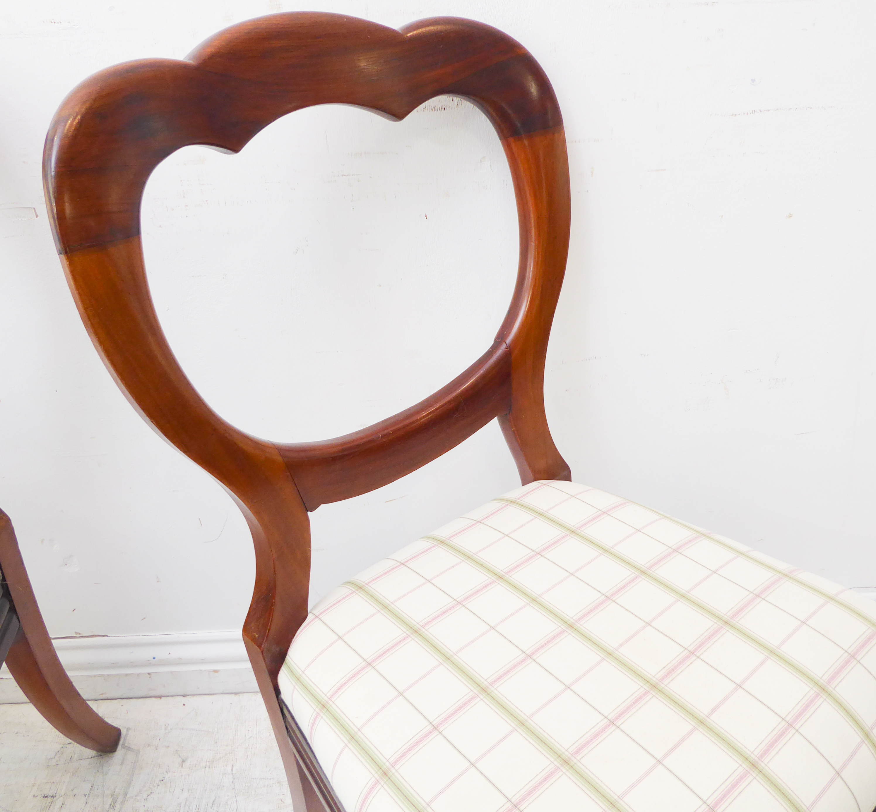 A harlequin set of eight mid-19th century mahogany balloon-back chairs: six with drop-in green - Image 6 of 9