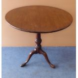 A late 18th / early 19th century circular mahogany tilt-top occasional table with birdcage