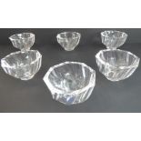 A set of six cut-glass bowls with octagonal swirling pattern (16 cm in  diameter and 11cm high). (