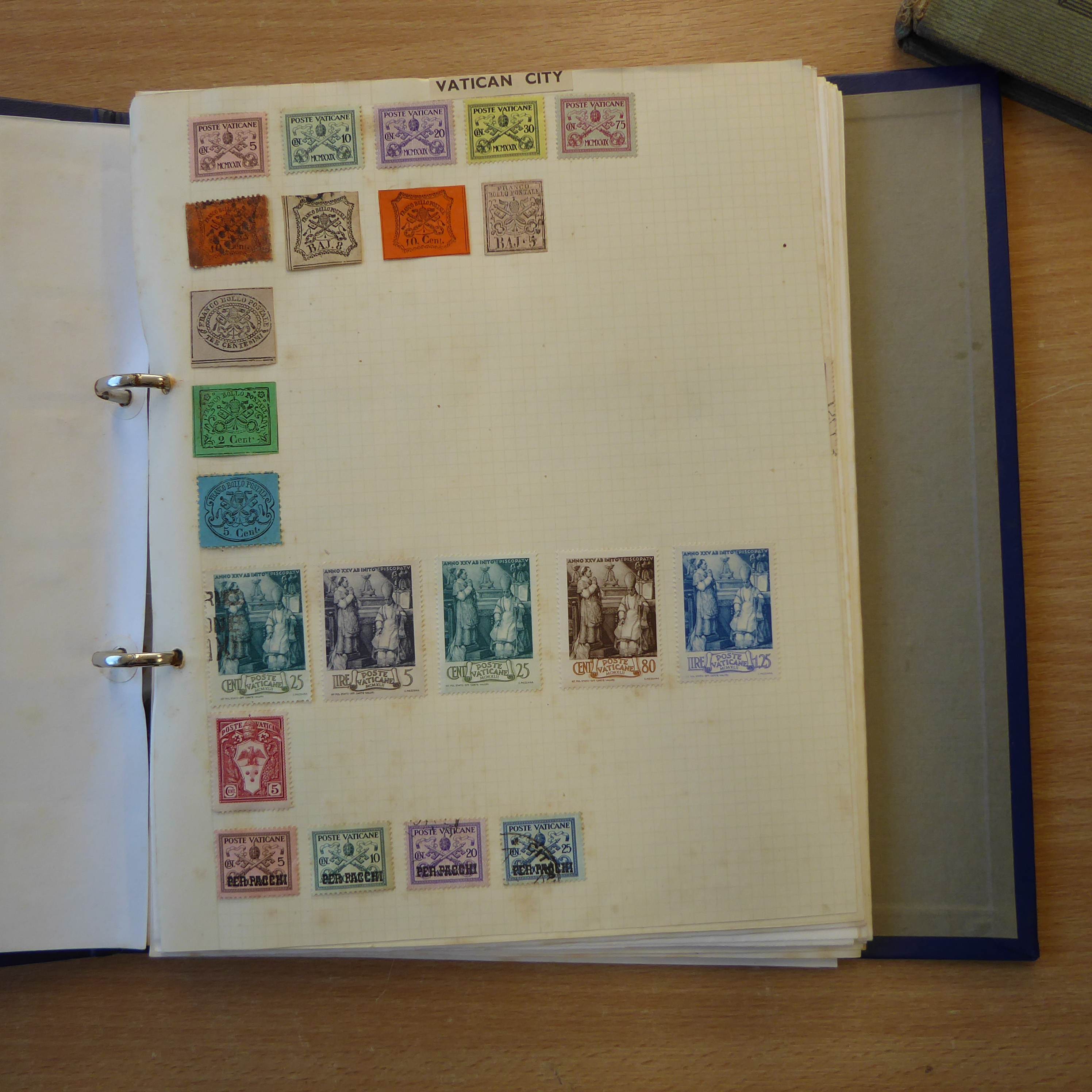 Thirteen albums of world stamps, early to modern - Image 91 of 140