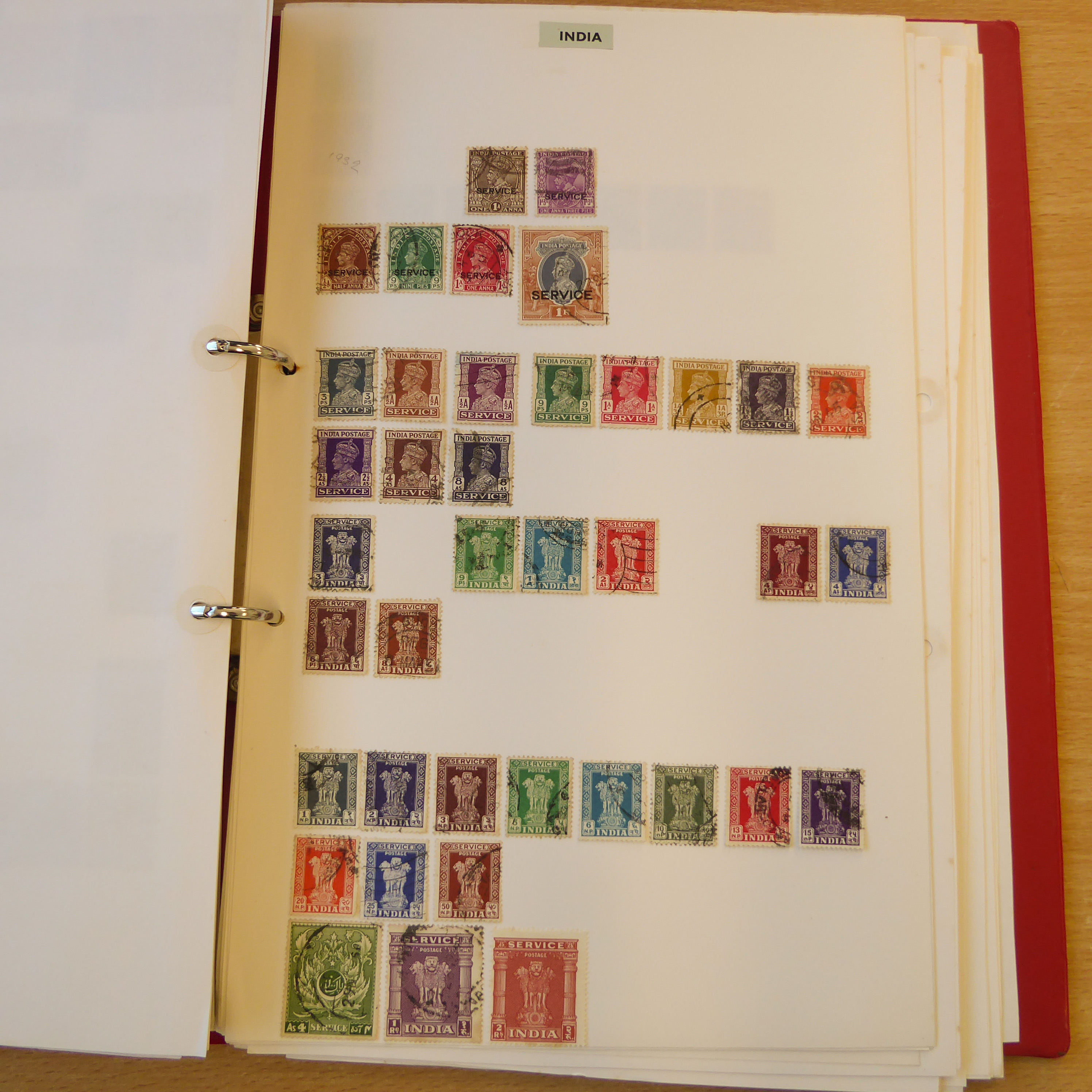 Twelve albums of world stamps - Image 32 of 50